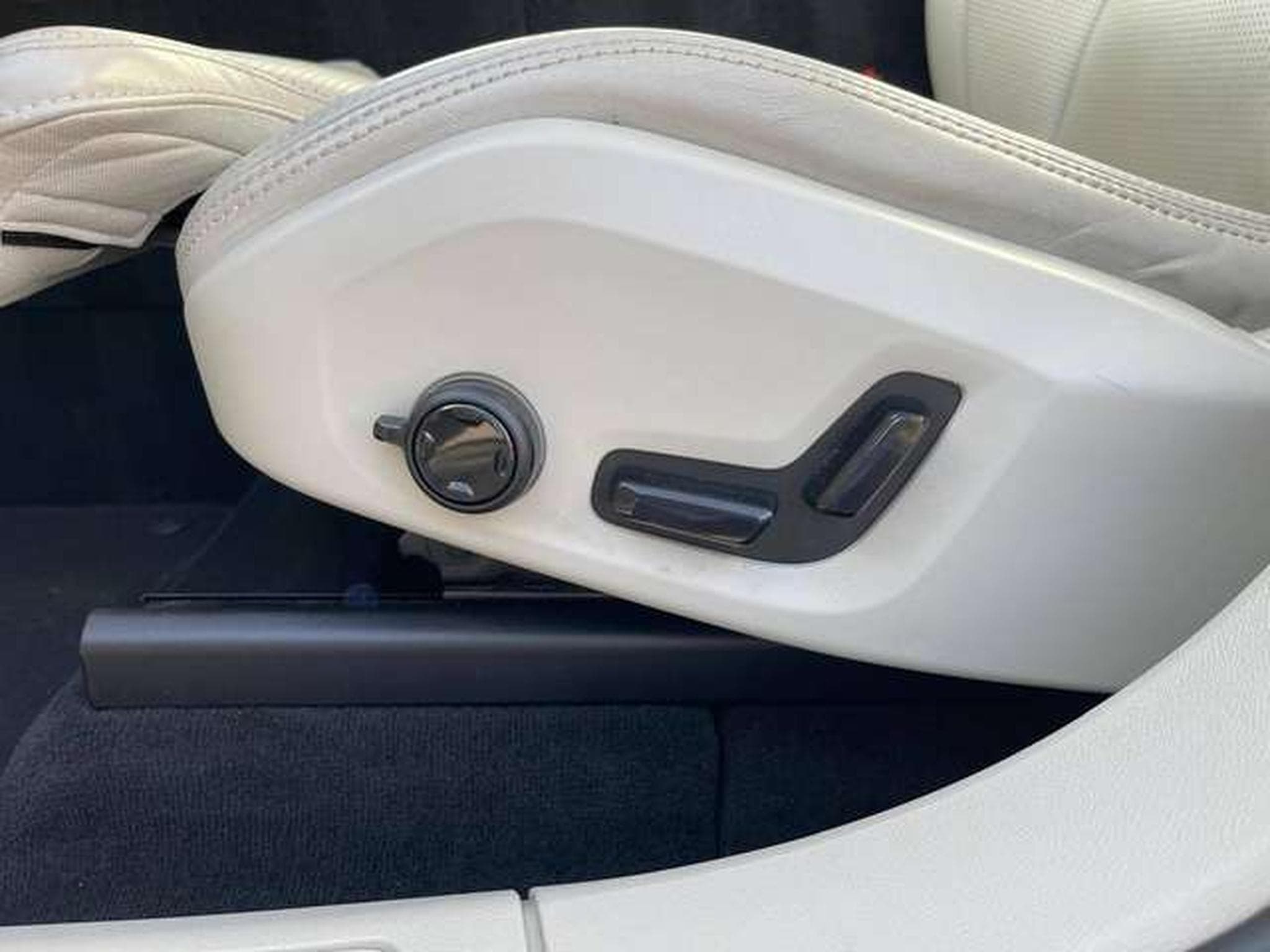 Volvo XC60 inscription-JUSQU'A 36MOIS DE GARANTIE (2019) - Photo 10