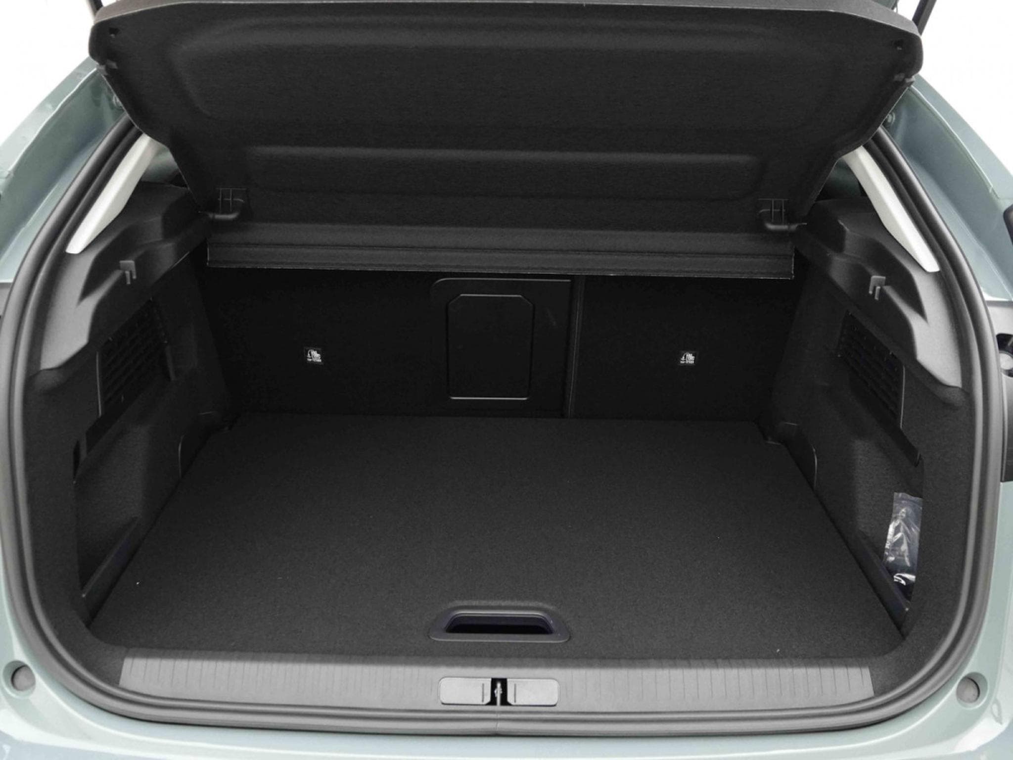 Citroën C4 1.2 Hybrid e-DSC6 145 Allure (2026) - Foto 21