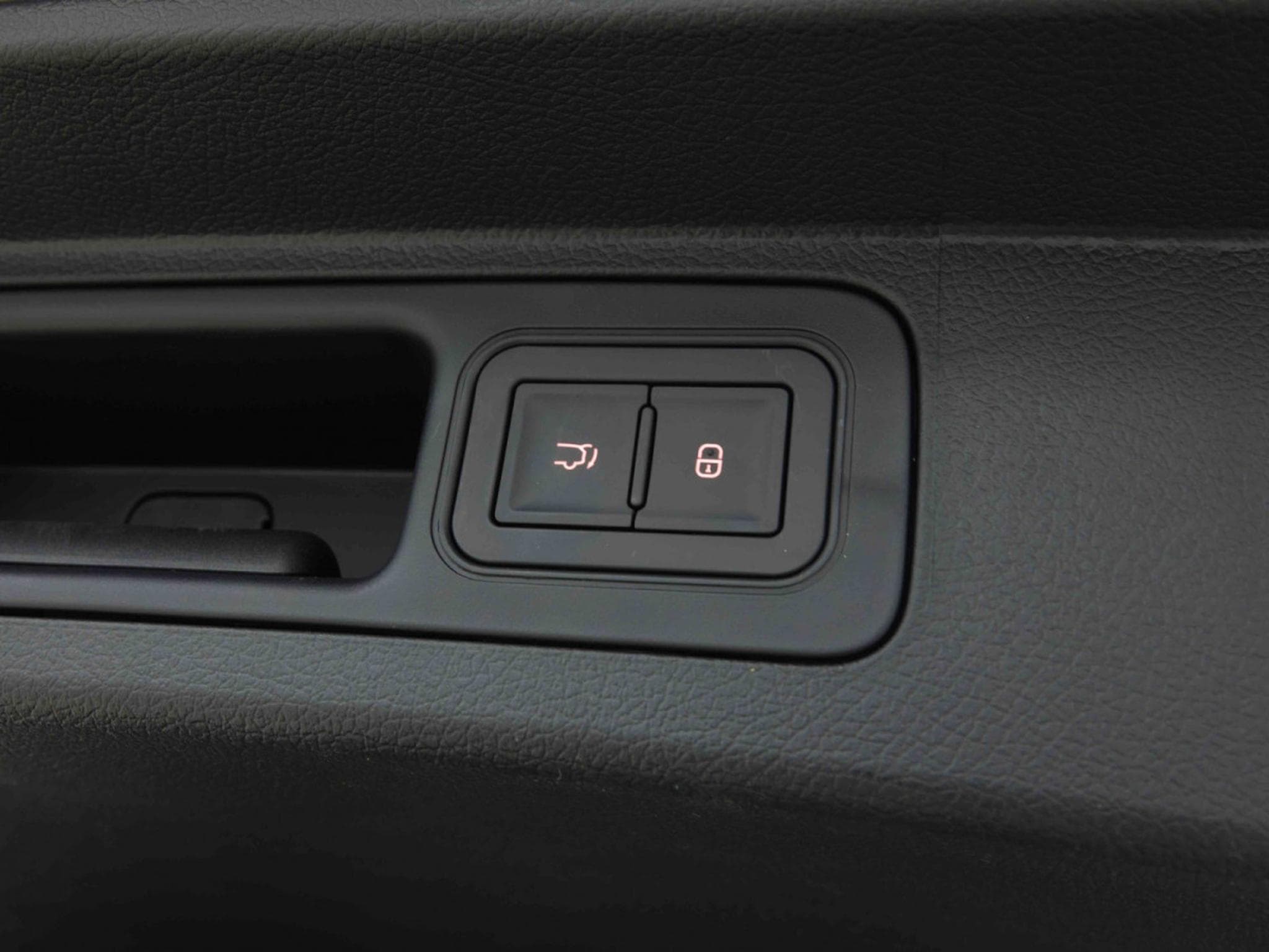 BYD Seal U Boost 1.5 PHEV 218 Automatique (2026) - Foto 17