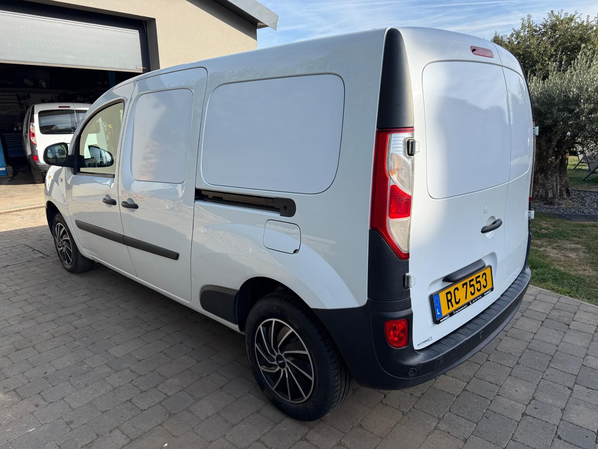 Renault Kangoo Maxi 2 portes latérales (2021) - Photo 2