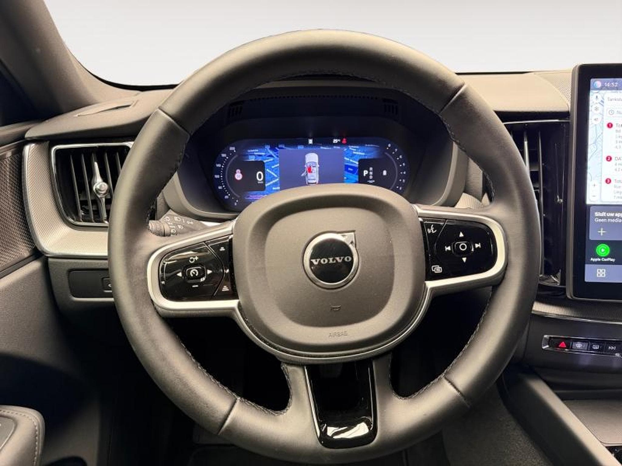 Volvo XC60 B5 AWD Plus Black Edition / FL 2026 (2025) - Foto 12