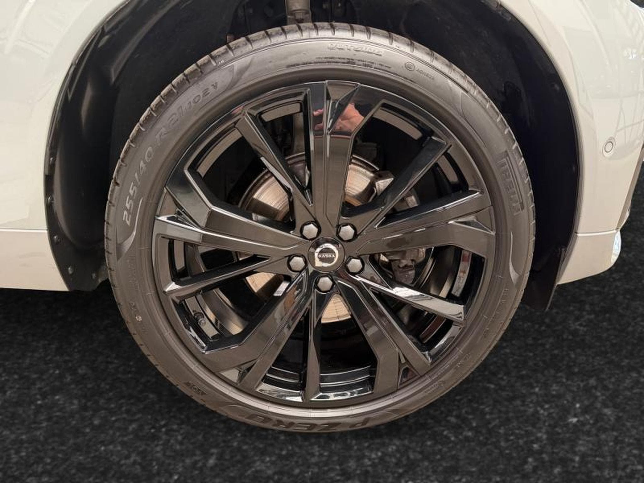 Volvo XC60 B5 AWD Plus Black Edition / FL 2026 (2025) - Foto 14