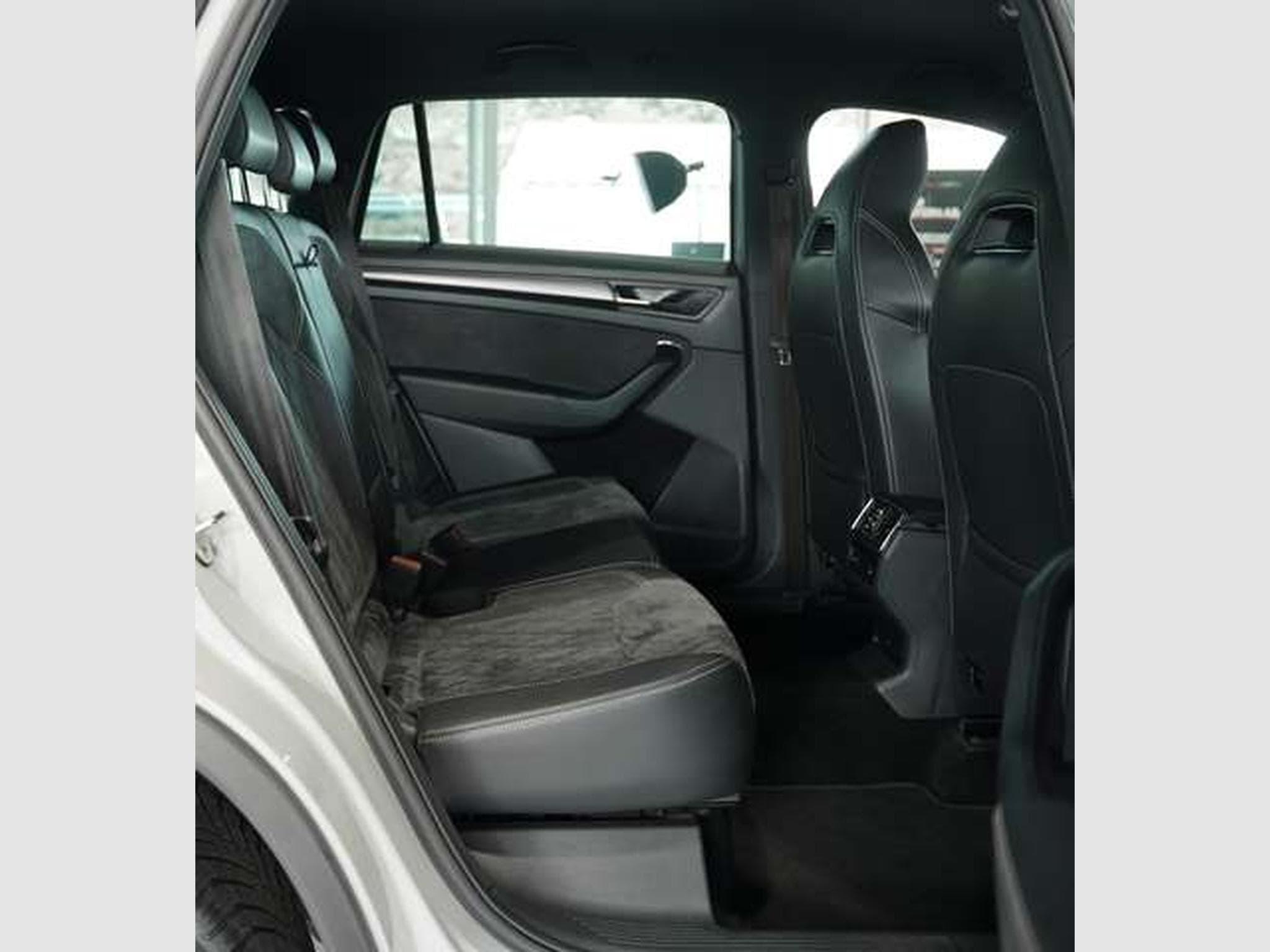 Skoda Kodiaq Sportline 4x4 DSG *2.H *ACC *Kamera *AHK (2019) - Photo 19