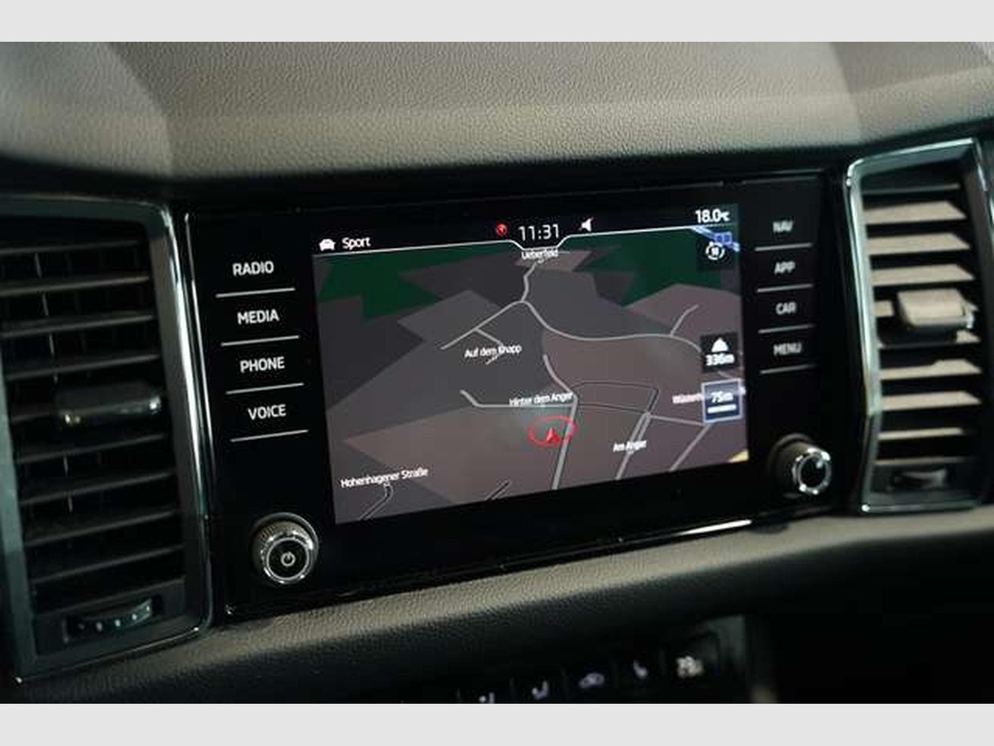 Skoda Kodiaq Sportline 4x4 DSG *2.H *ACC *Kamera *AHK (2019) - Photo 31