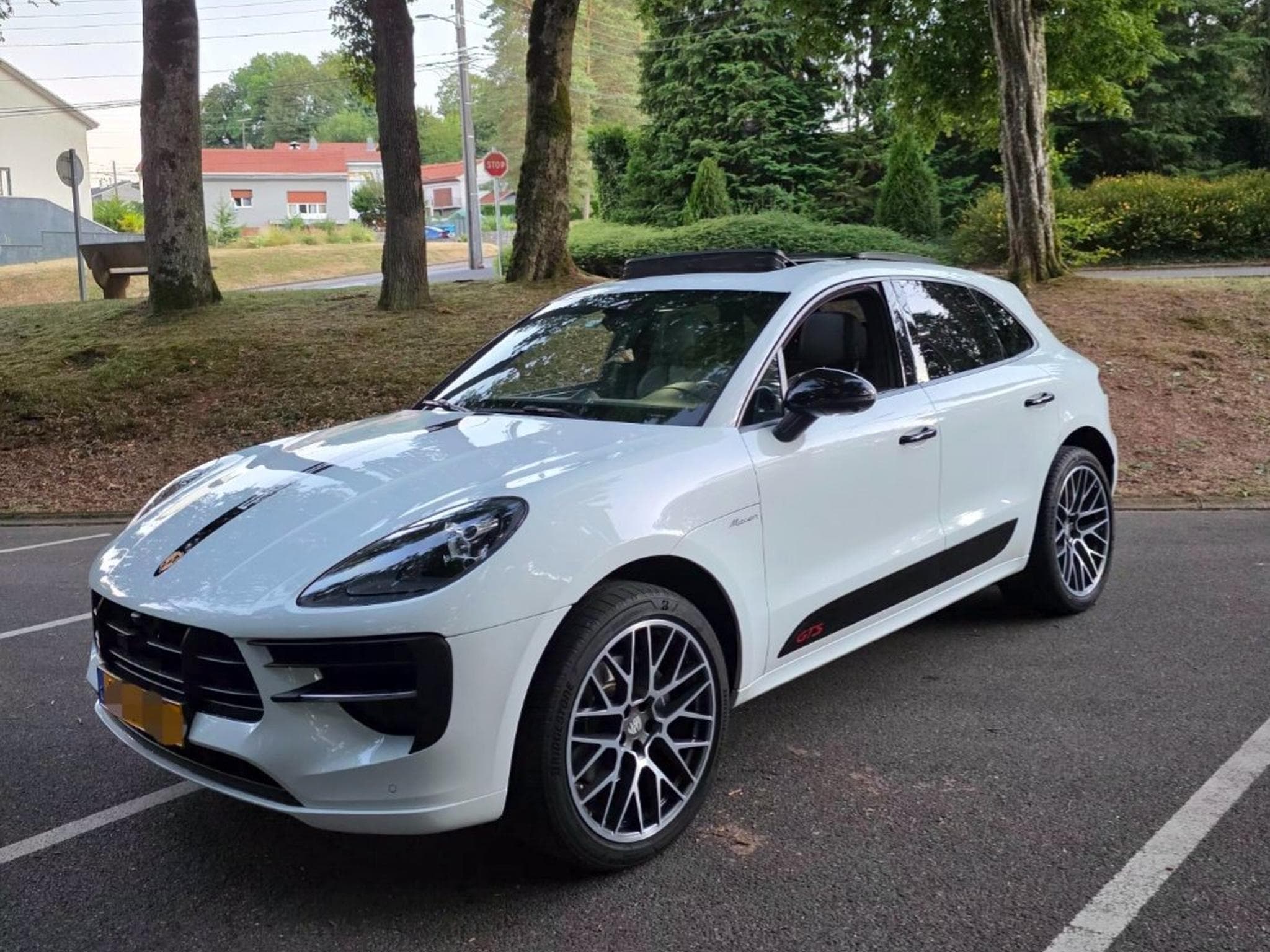 Porsche Macan (2021) - Photo 2