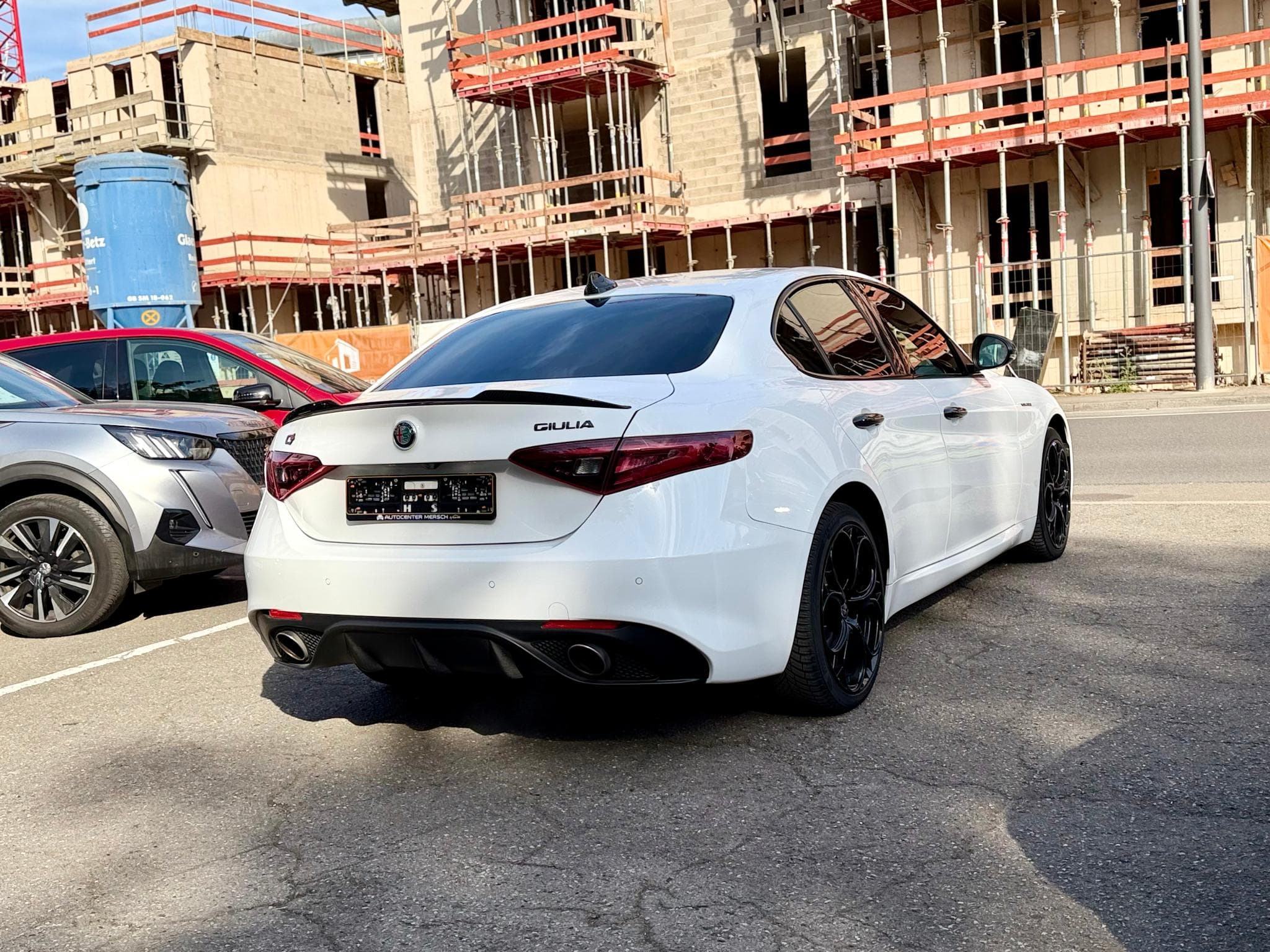 Alfa-Romeo Giulia 2.0 Turbo 280 AT Q4 Veloce (2019) - Foto 6