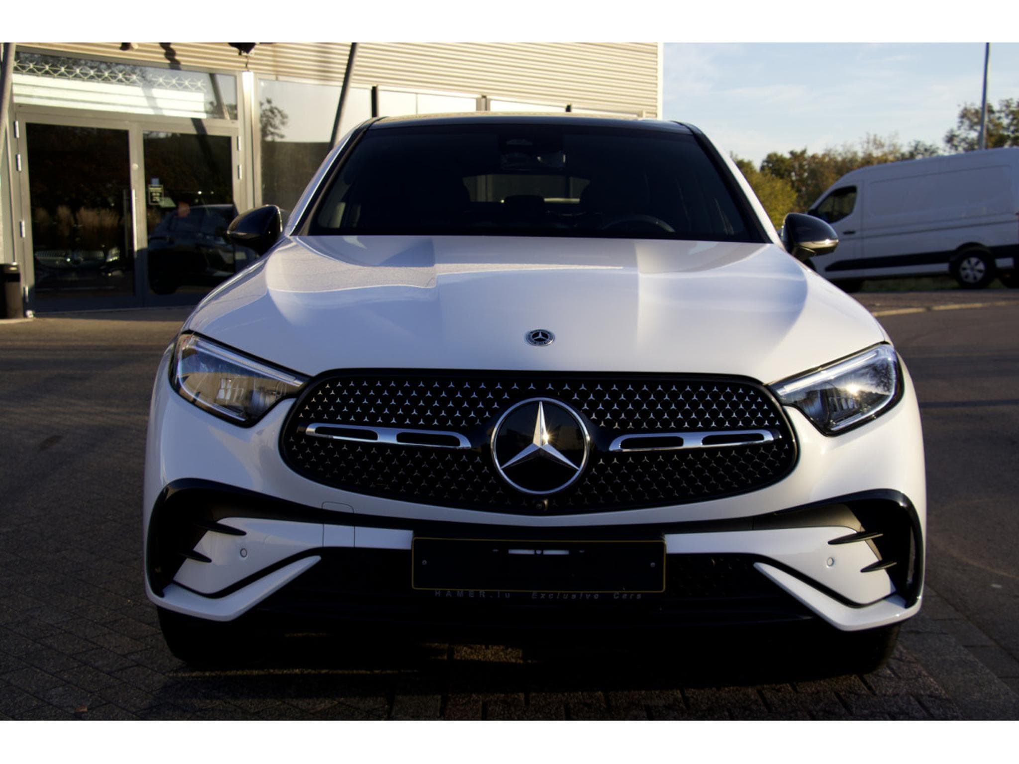 Mercedes GLC 300 e Coupe 4Matic AMG Line Advanced Pano 20" 360 (2024) - Foto 2