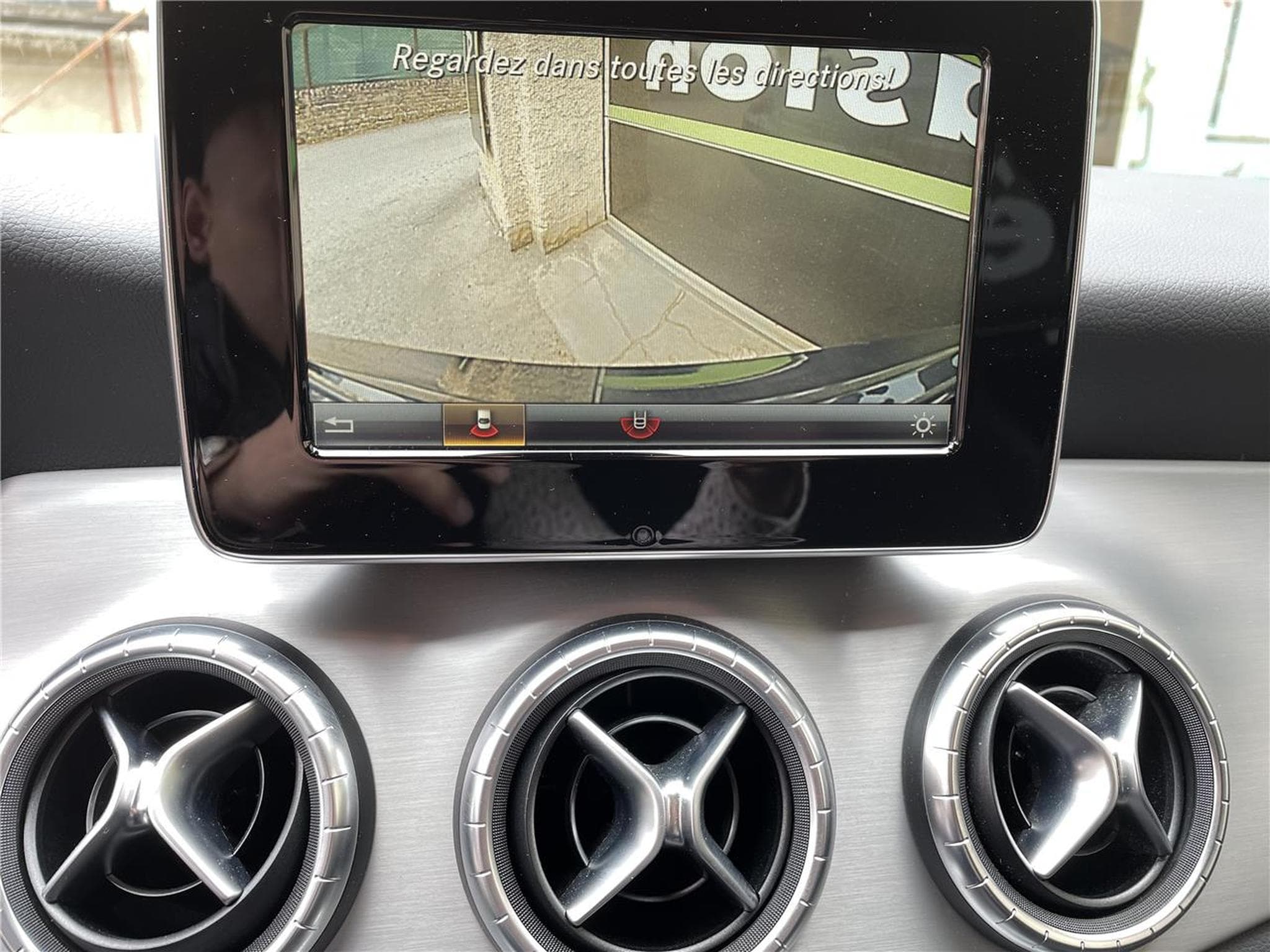 Mercedes CLA 180 122 CV SHOOTING BRAKE AMG LINE GPS CLA (2016) - Photo 5