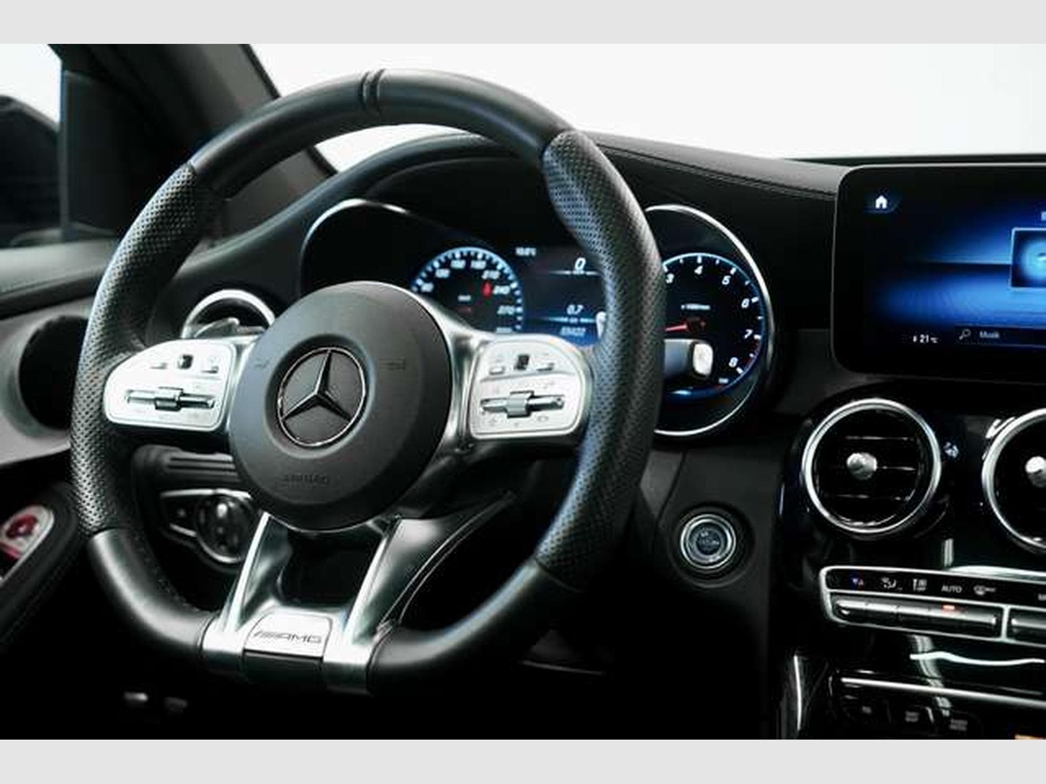 Mercedes GLC 63 AMG 4M *S-Abgas*Pano*AHK*Kam*Night (2019) - Photo 38