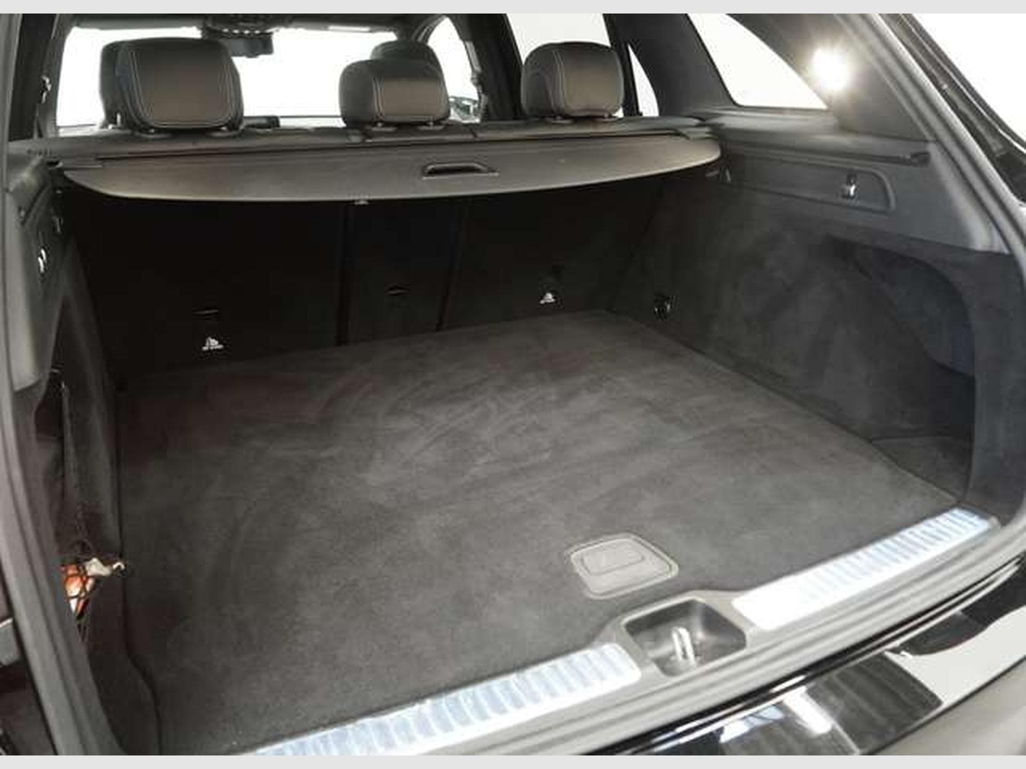 Mercedes GLC 63 AMG 4M *S-Abgas*Pano*AHK*Kam*Night (2019) - Photo 39