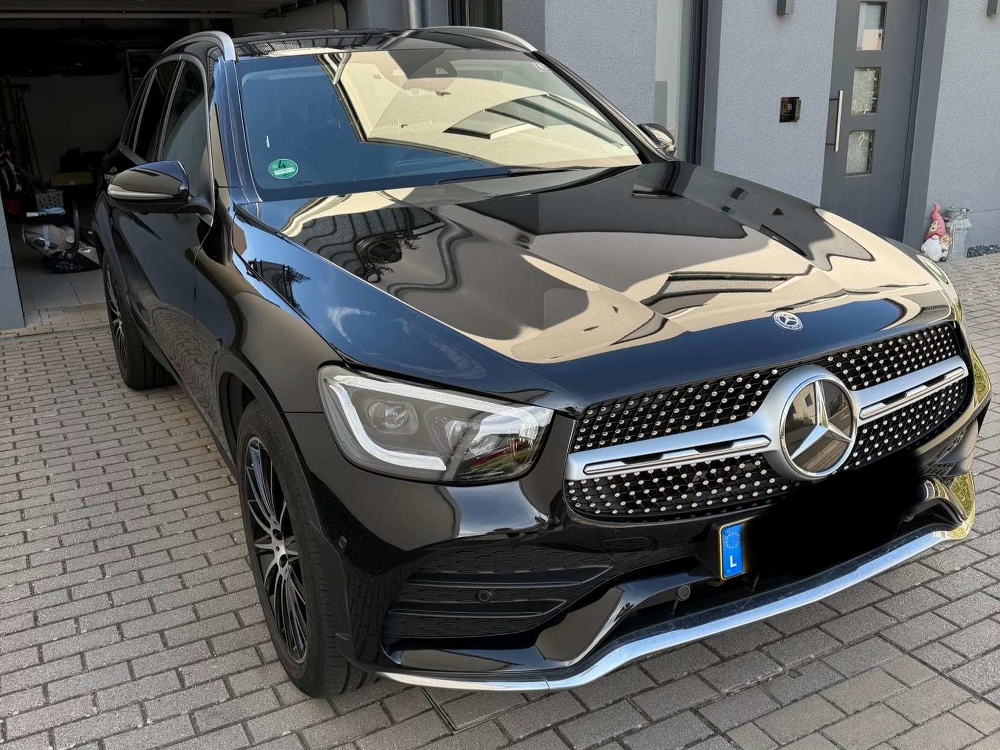Mercedes GLC 300 AMG-Line (2019) - Photo 1
