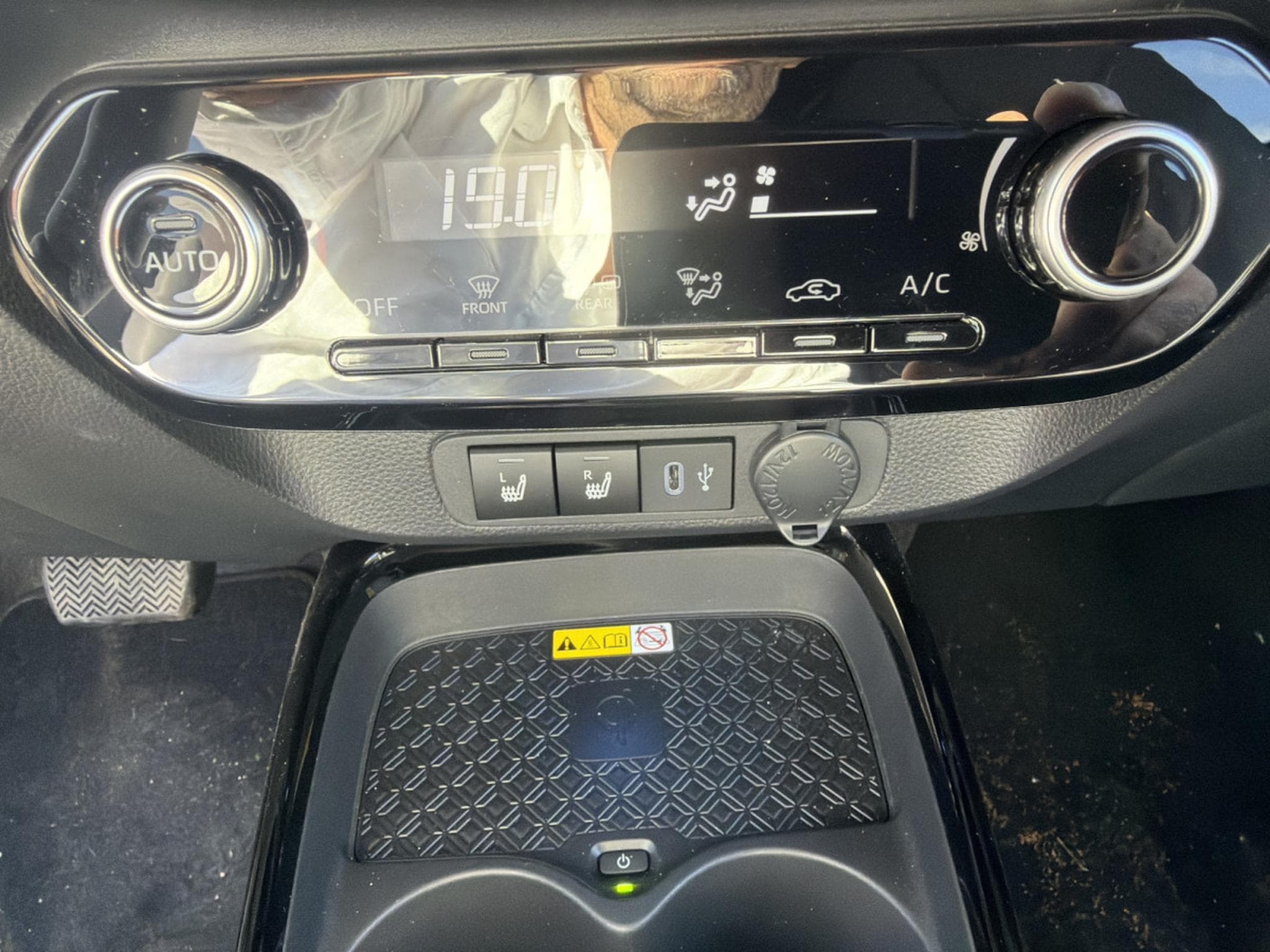 Toyota Aygo Aygo X 1.0 VVT-I CVT ENVY (2024) - Photo 8