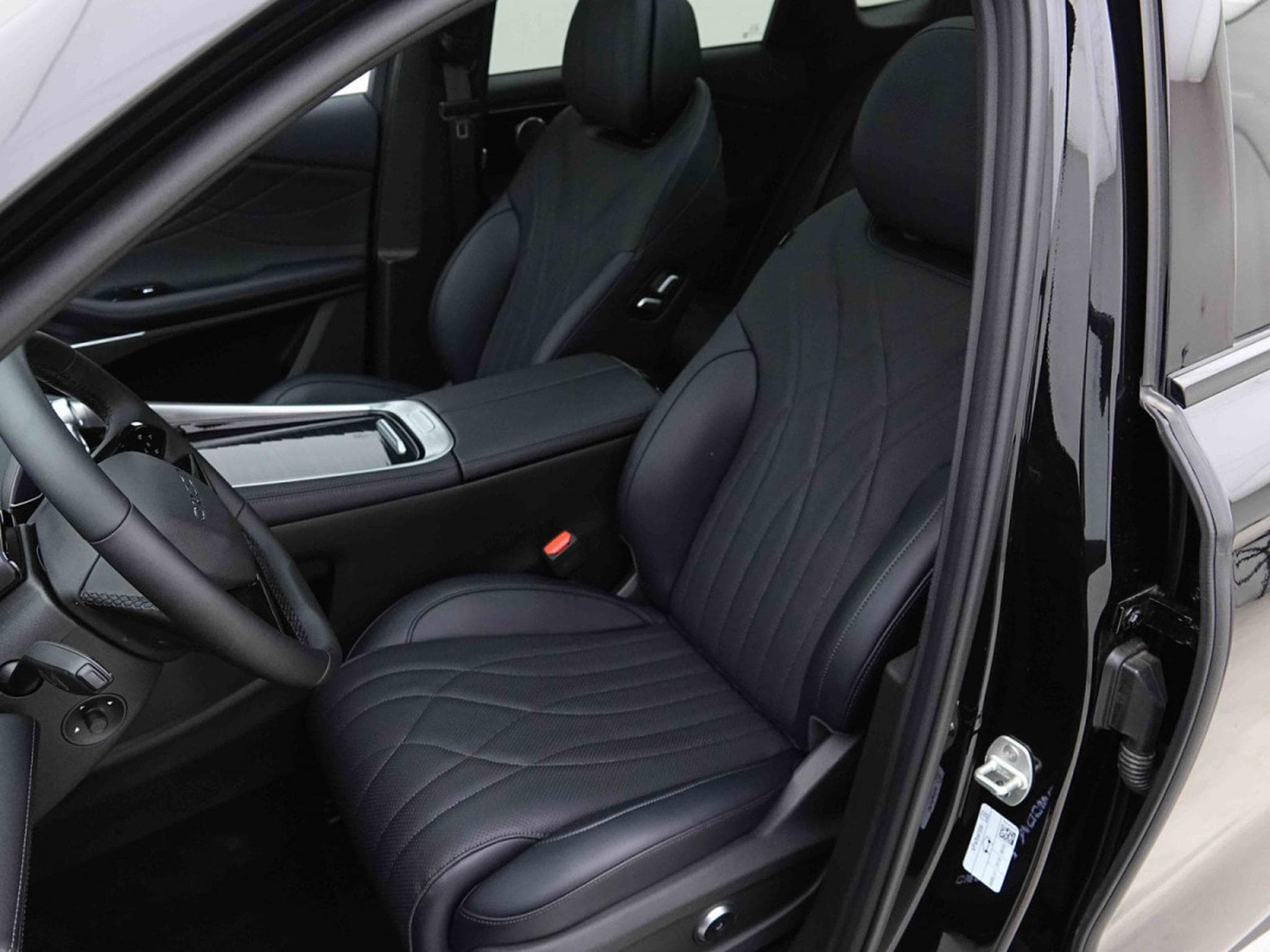 Omoda 9 1.5 T-GDI 537 PHEV DCT Premium (2026) - Foto 8