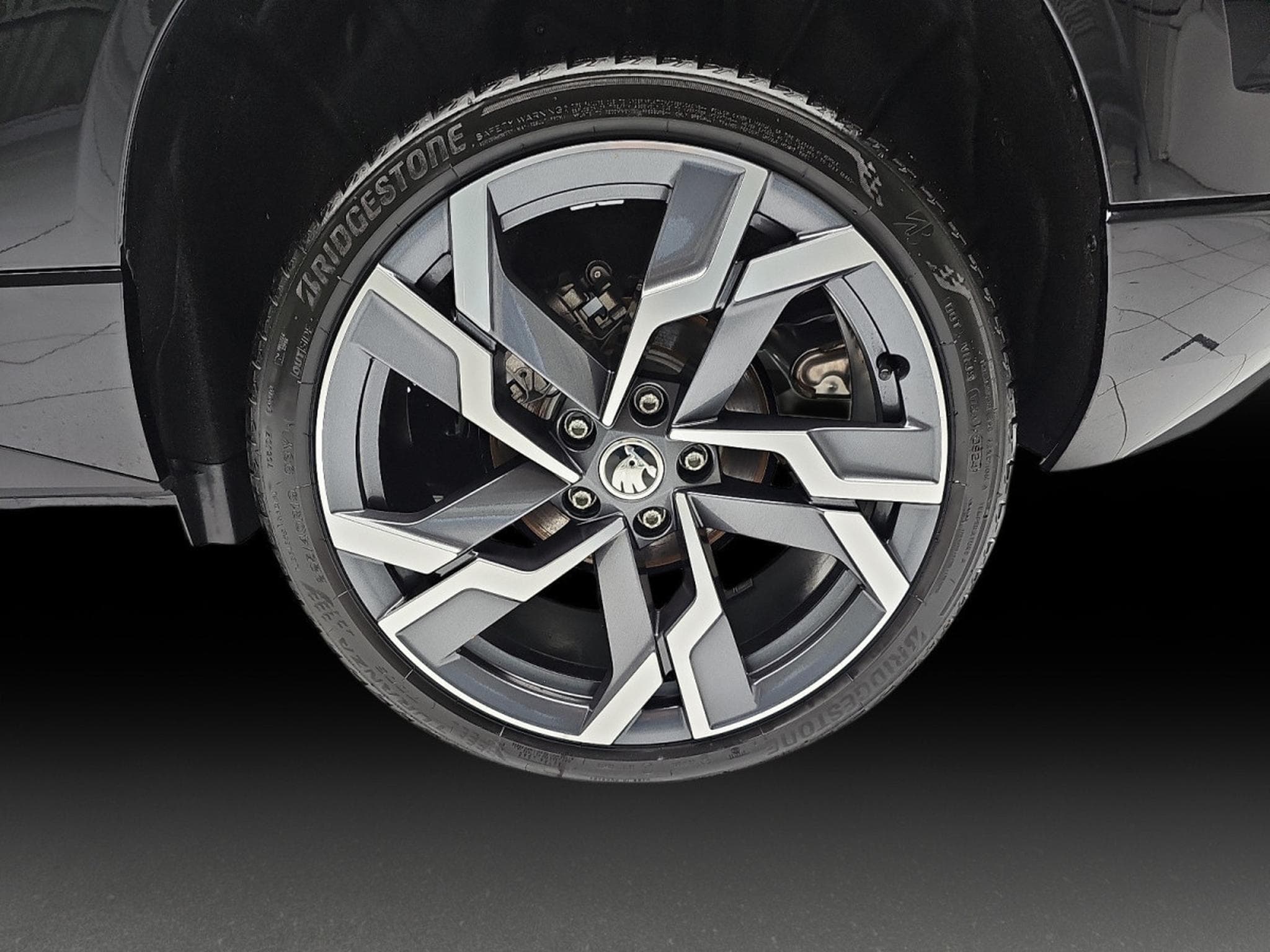 Skoda Karoq 1.5 TSi 150 DSG SPORTLINE (2026) - Foto 6
