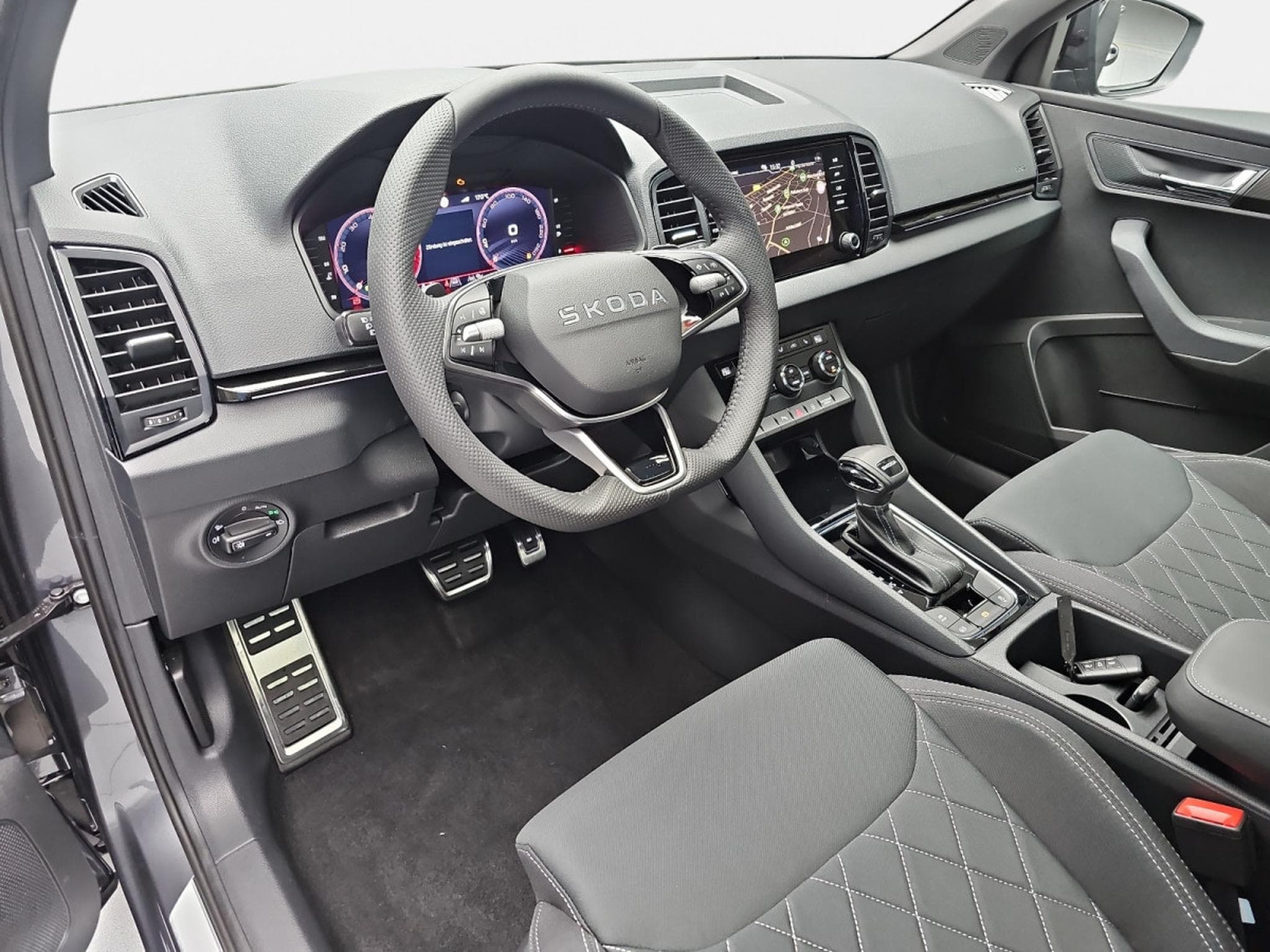 Skoda Karoq 1.5 TSi 150 DSG SPORTLINE (2026) - Foto 15