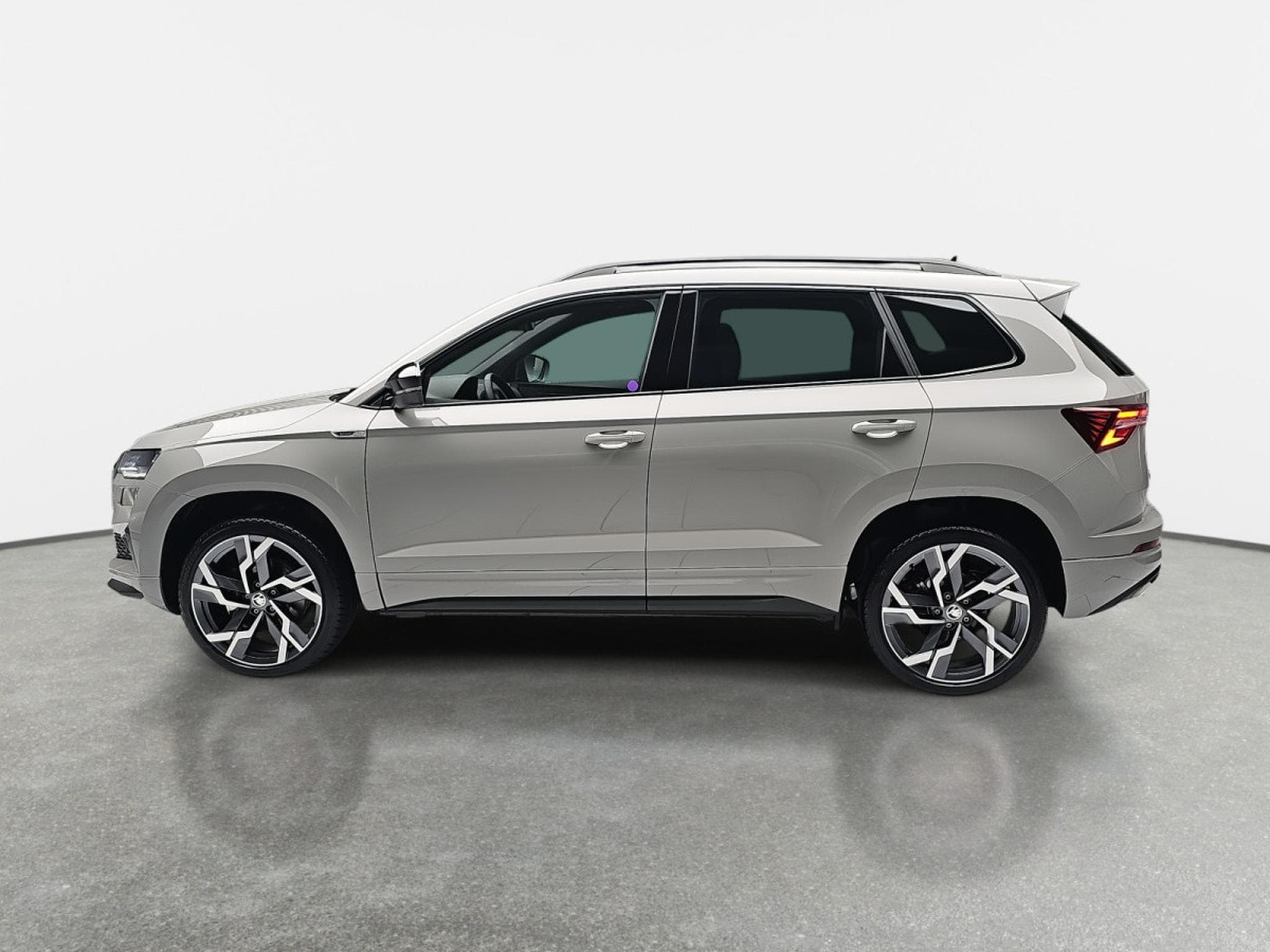 Skoda Karoq 2.0 TSi 190 DSG SPORTLINE 4x4 (2025) - Foto 3