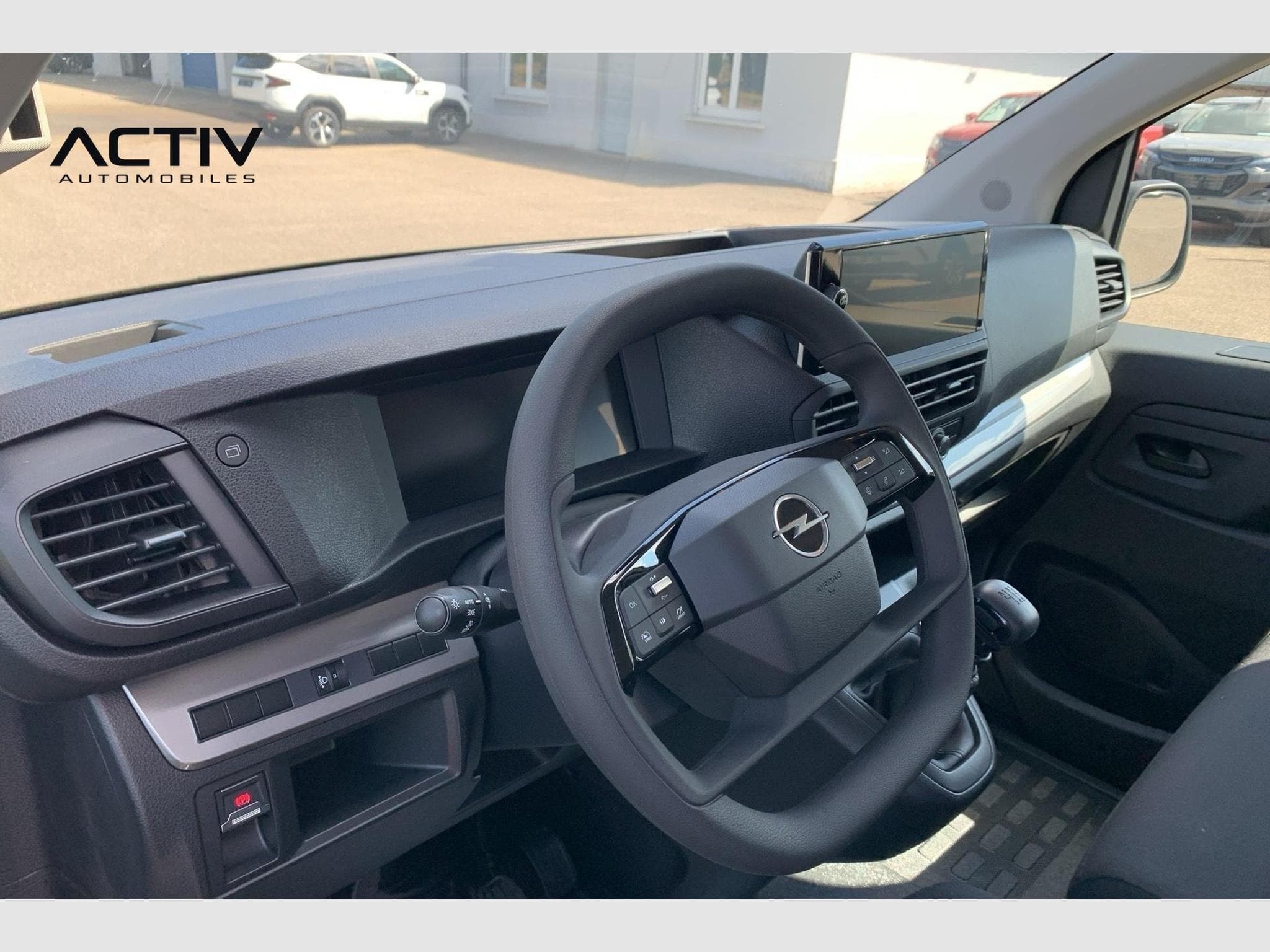 Opel Vivaro Cabine Approf CA FIXE DIESEL 150 CH XL MANUELLE (2026) - Photo 12
