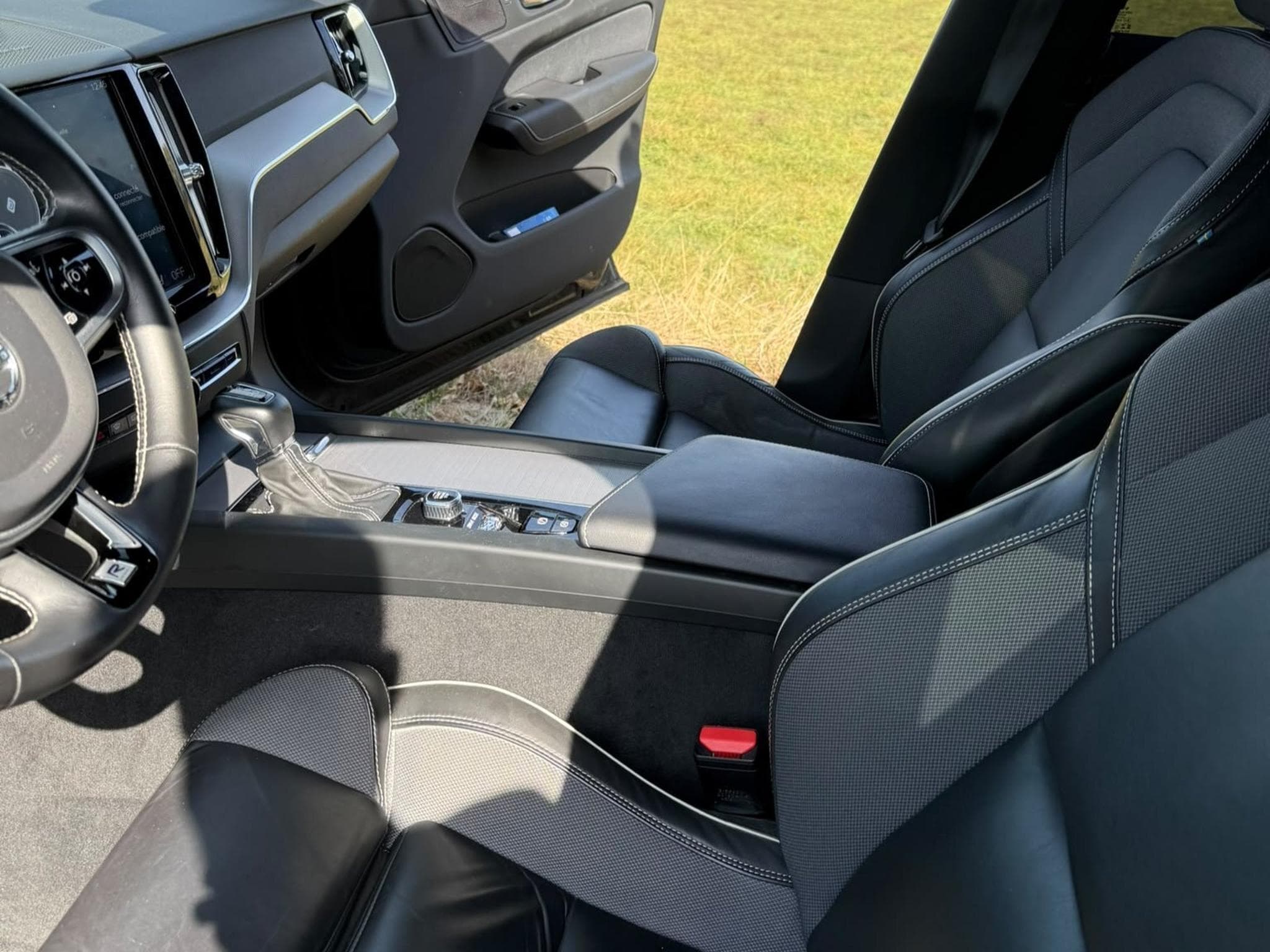 Volvo XC60 XC60 D4 R-Design (2020) - Photo 3