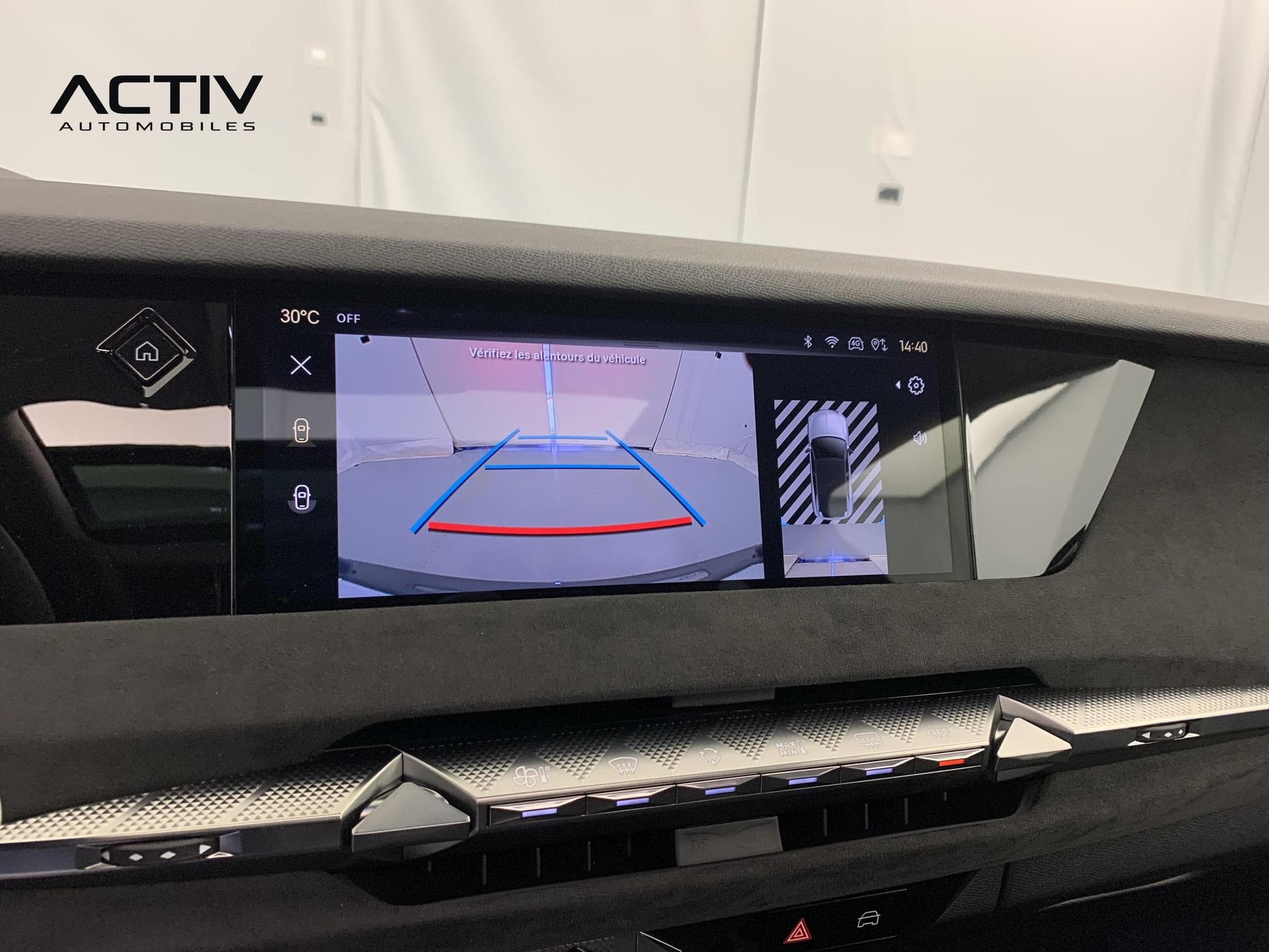 DS Automobiles DS4 Hybride 145 e-DCT6 Etoile - Alcantara (2025) - Foto 19