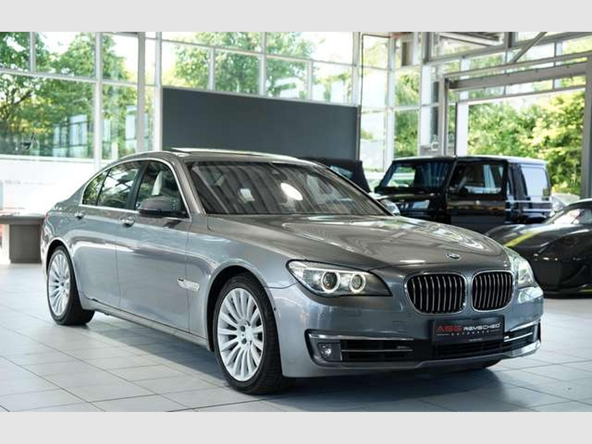 BMW 750 i xDrive *19 *360° *Sitzklima*H-UP*Memory (2012) - Photo 5