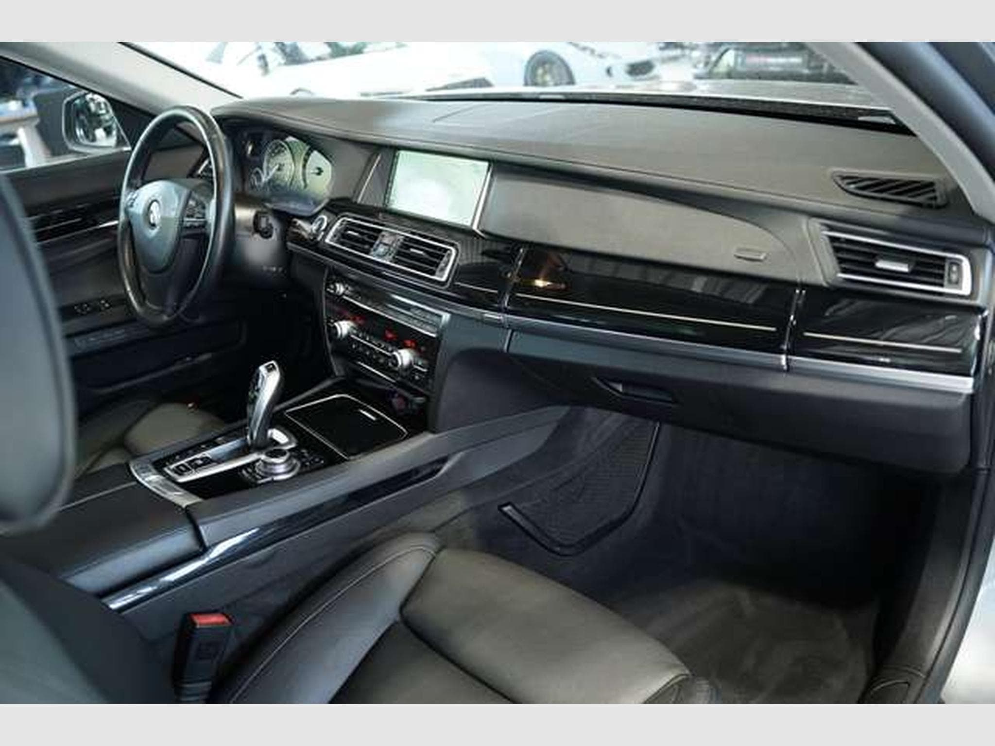 BMW 750 i xDrive *19 *360° *Sitzklima*H-UP*Memory (2012) - Photo 15