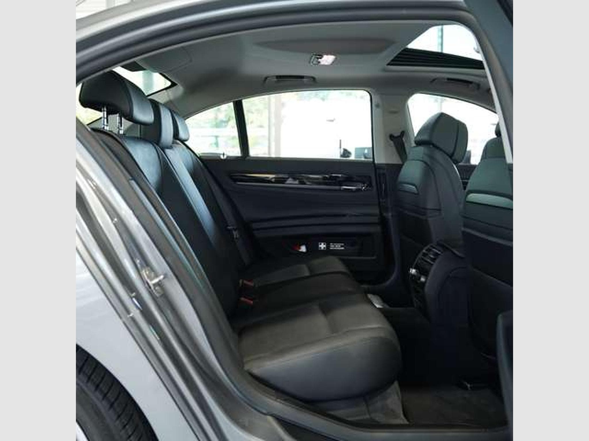 BMW 750 i xDrive *19 *360° *Sitzklima*H-UP*Memory (2012) - Photo 22