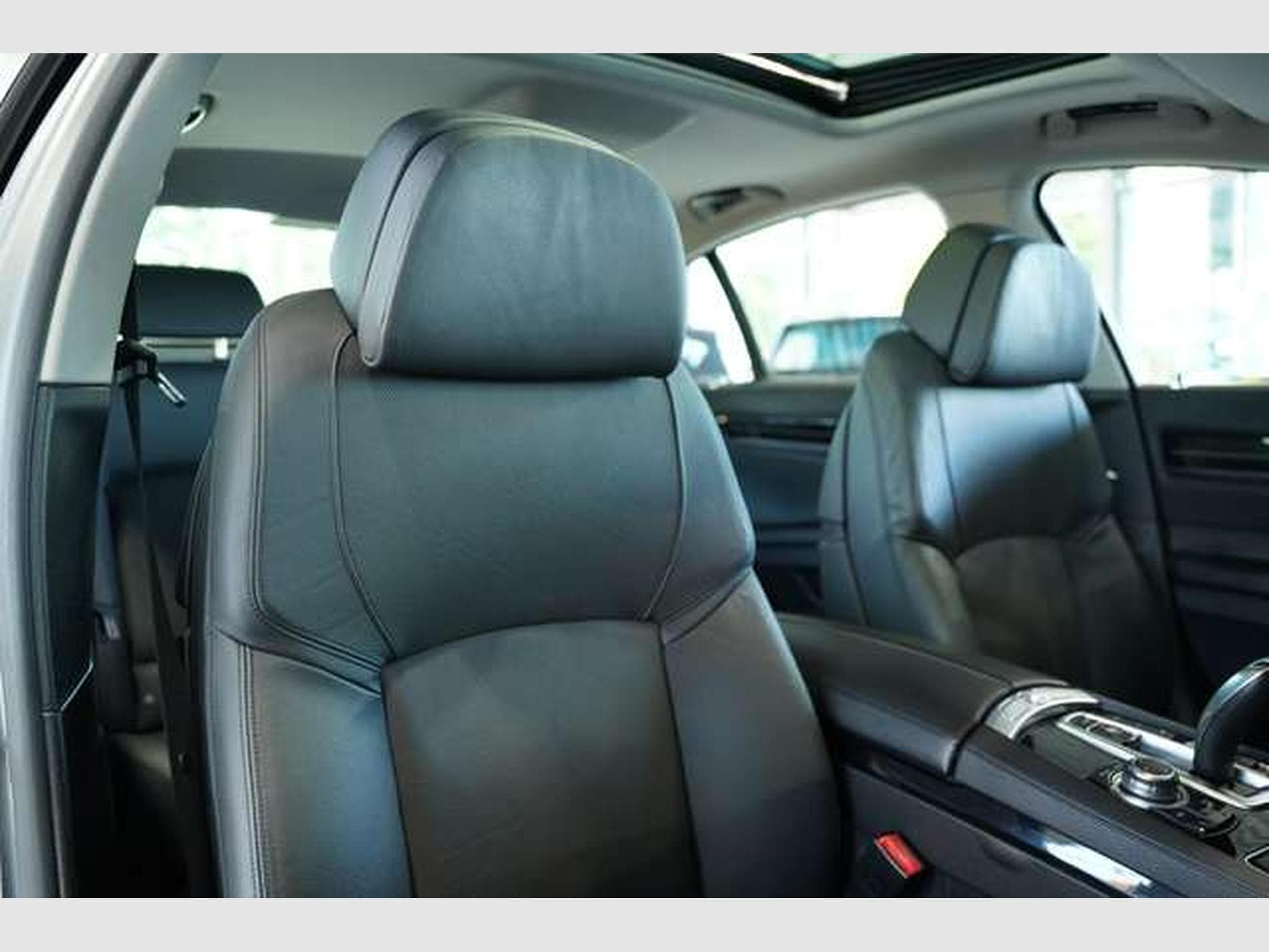 BMW 750 i xDrive *19 *360° *Sitzklima*H-UP*Memory (2012) - Photo 21