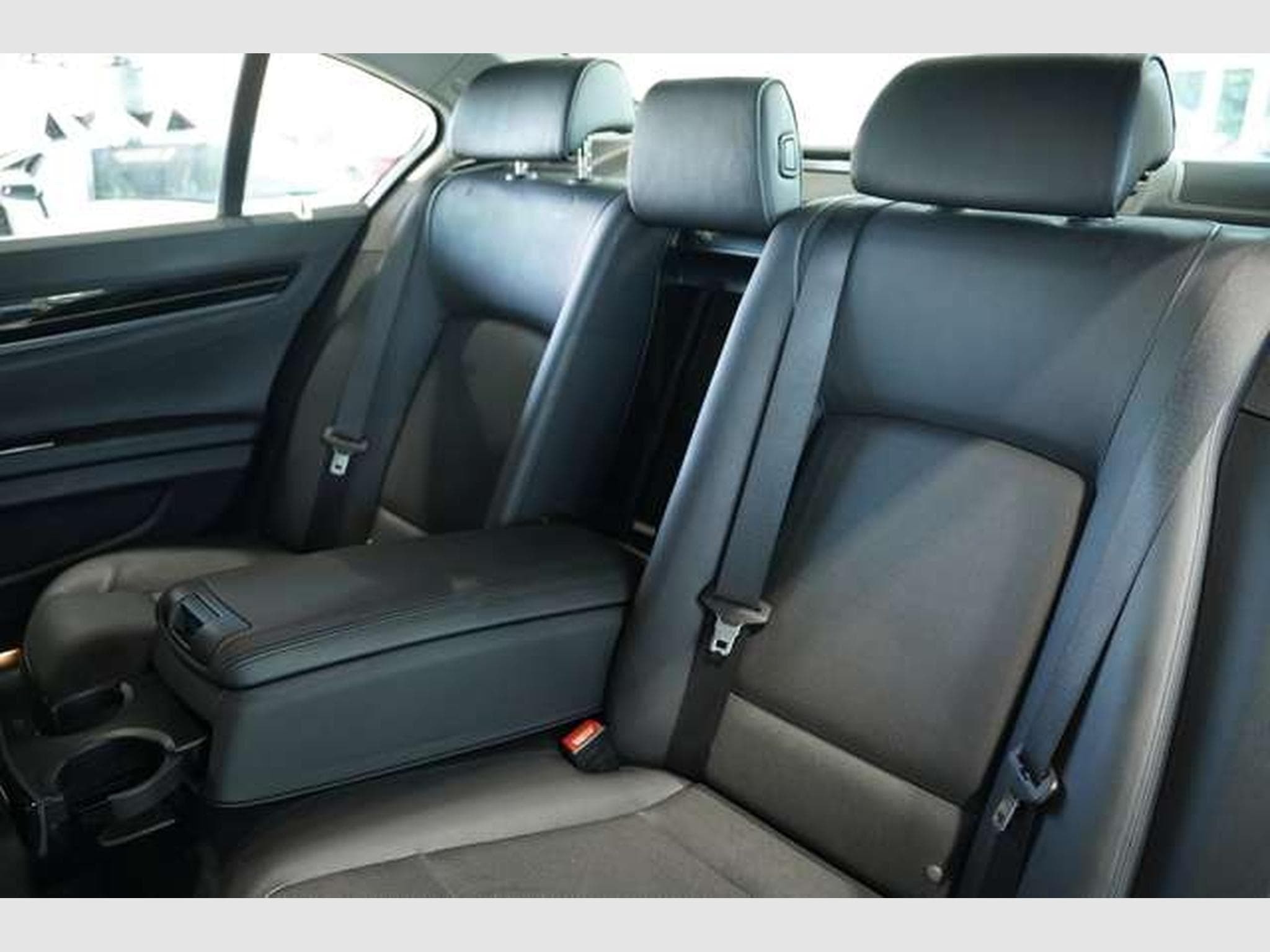 BMW 750 i xDrive *19 *360° *Sitzklima*H-UP*Memory (2012) - Photo 25