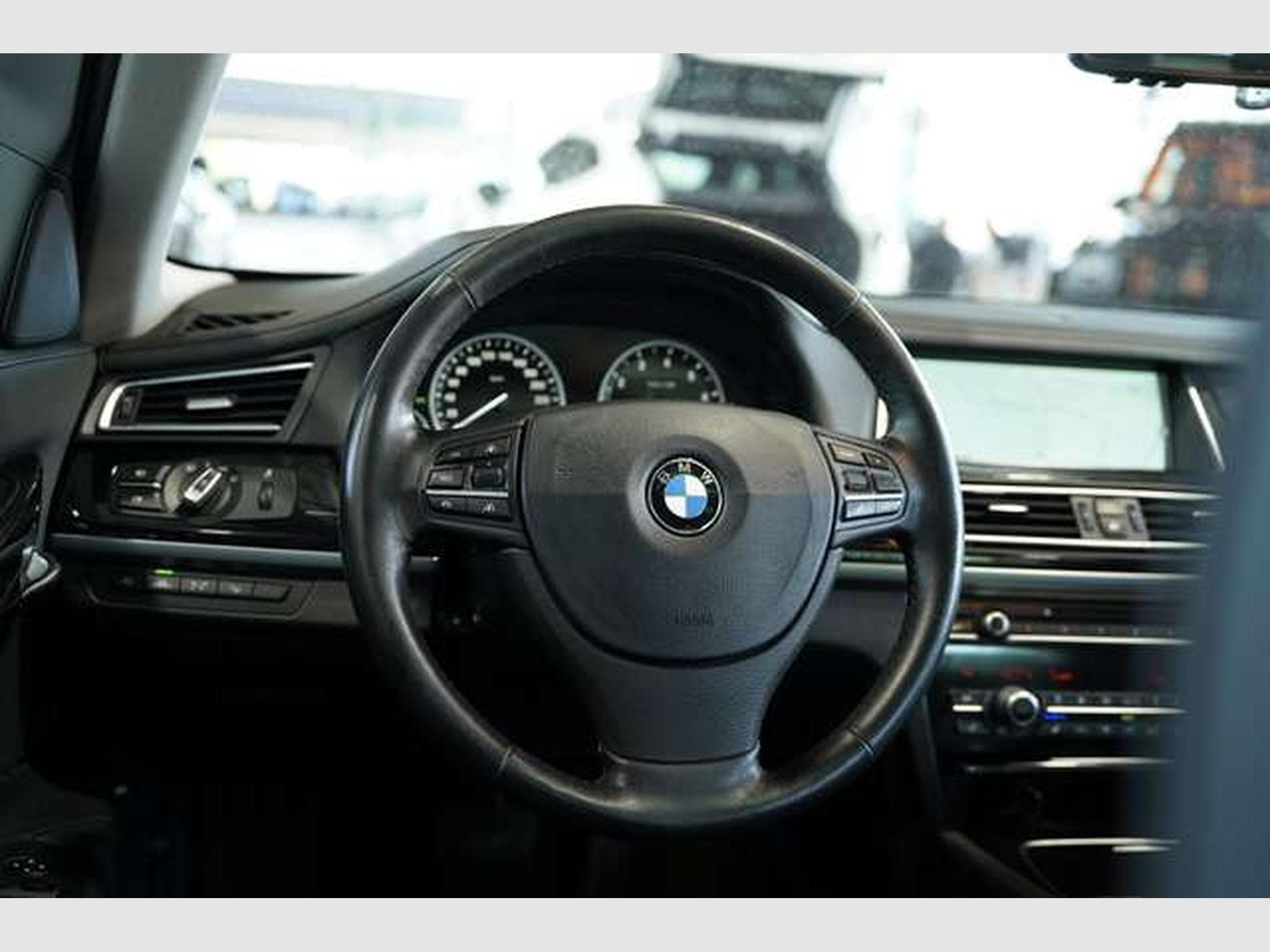 BMW 750 i xDrive *19 *360° *Sitzklima*H-UP*Memory (2012) - Photo 46
