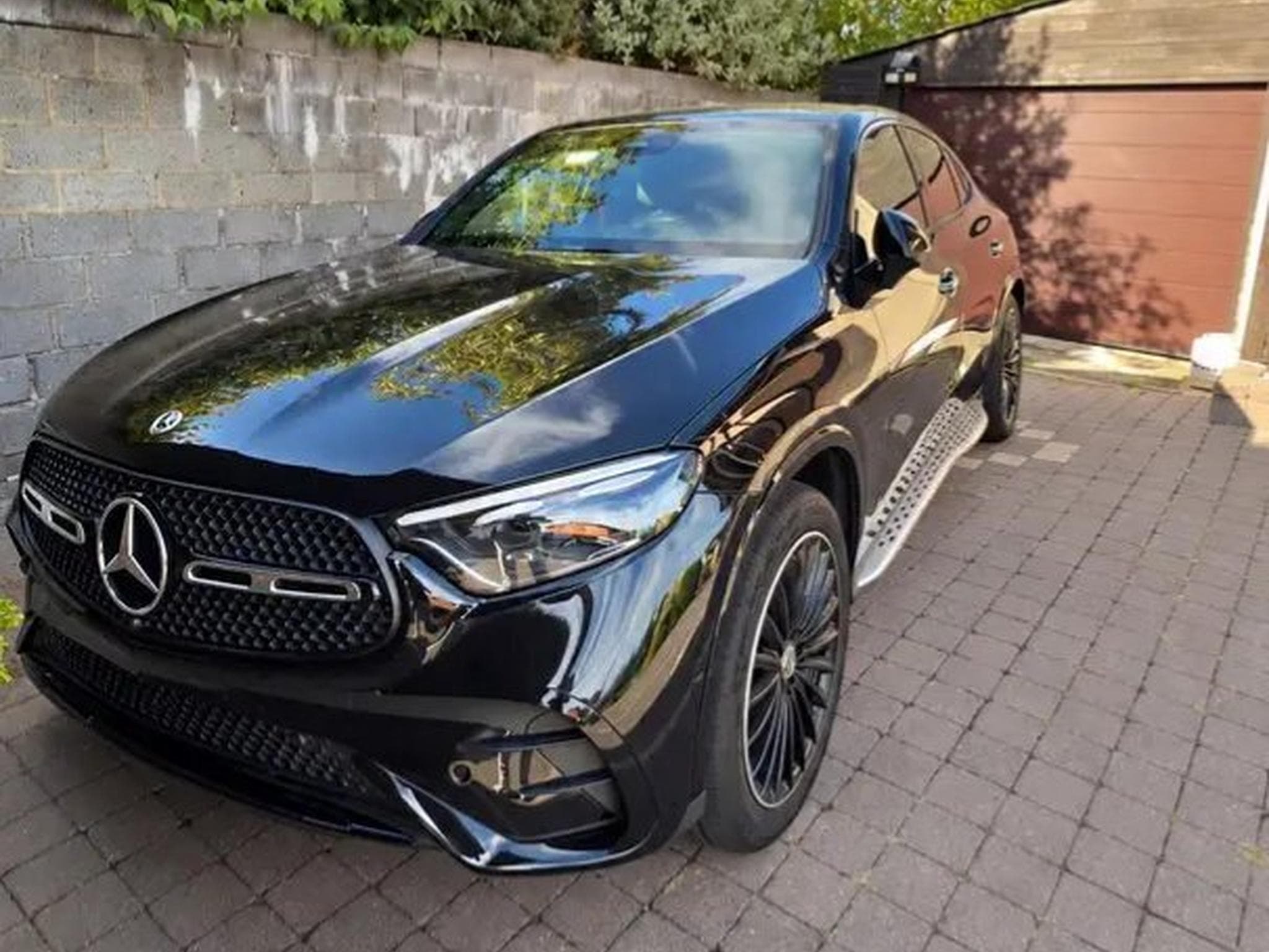 Mercedes GLC 200 d 4M AMG-Line LED+Pano+Keyless+Night (2025) - Photo 1