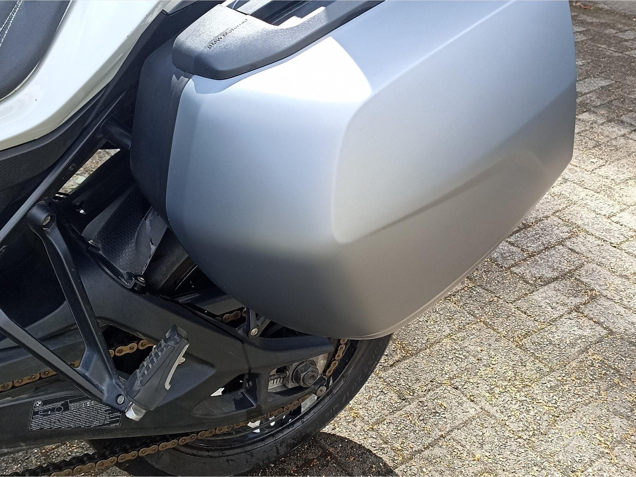 BMW S 1000 XR (2018) - Photo 2