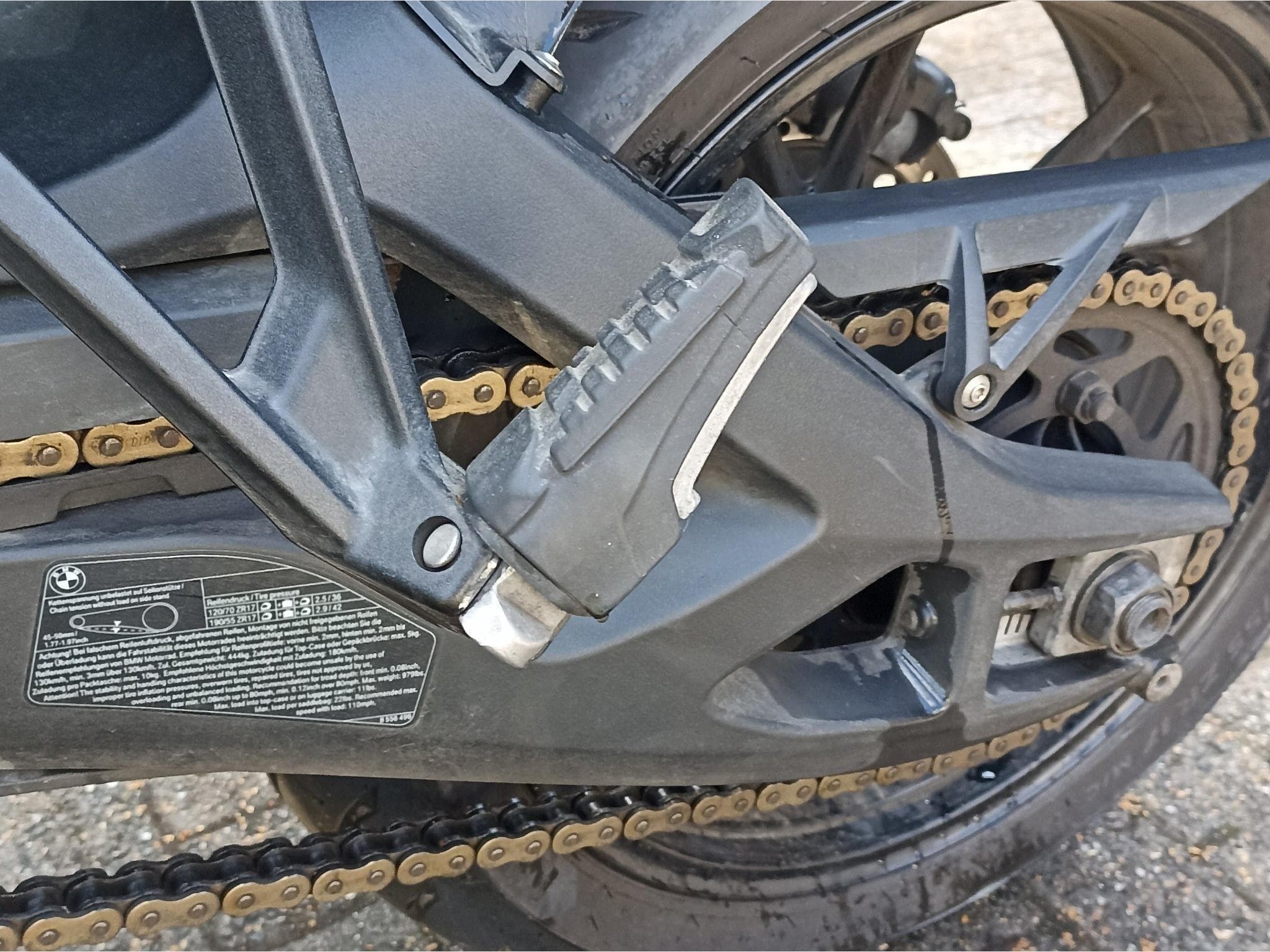 BMW S 1000 XR (2018) - Photo 6