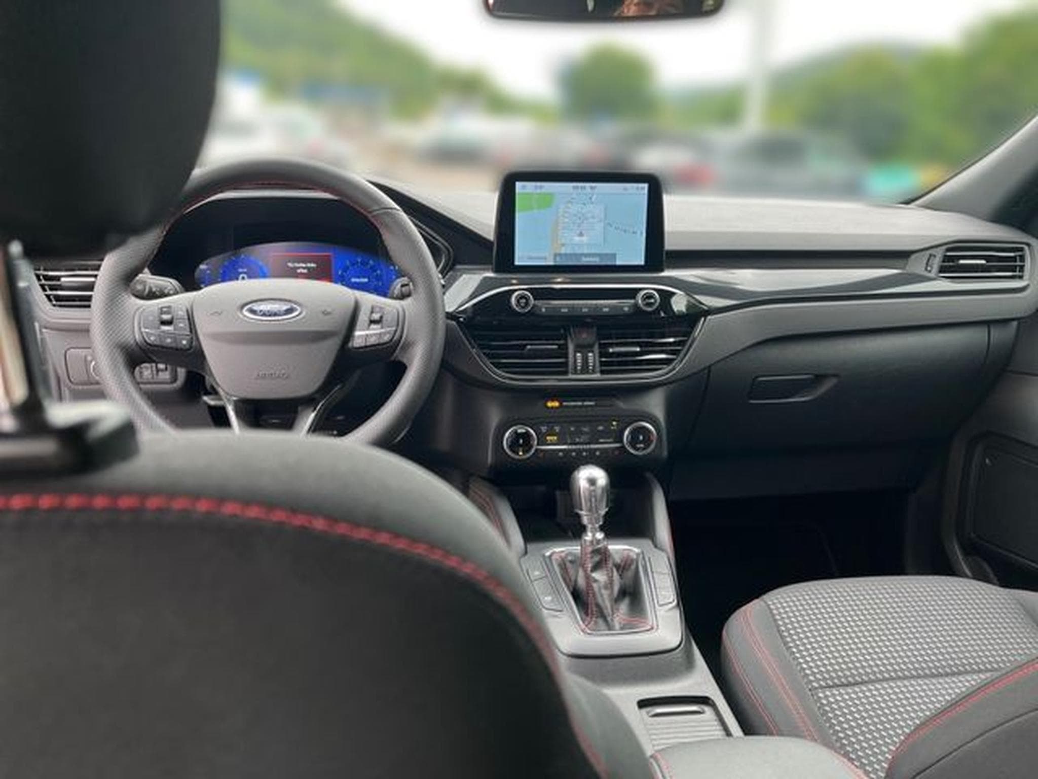 Ford Kuga Kuga ST-Line (2024) - Photo 10