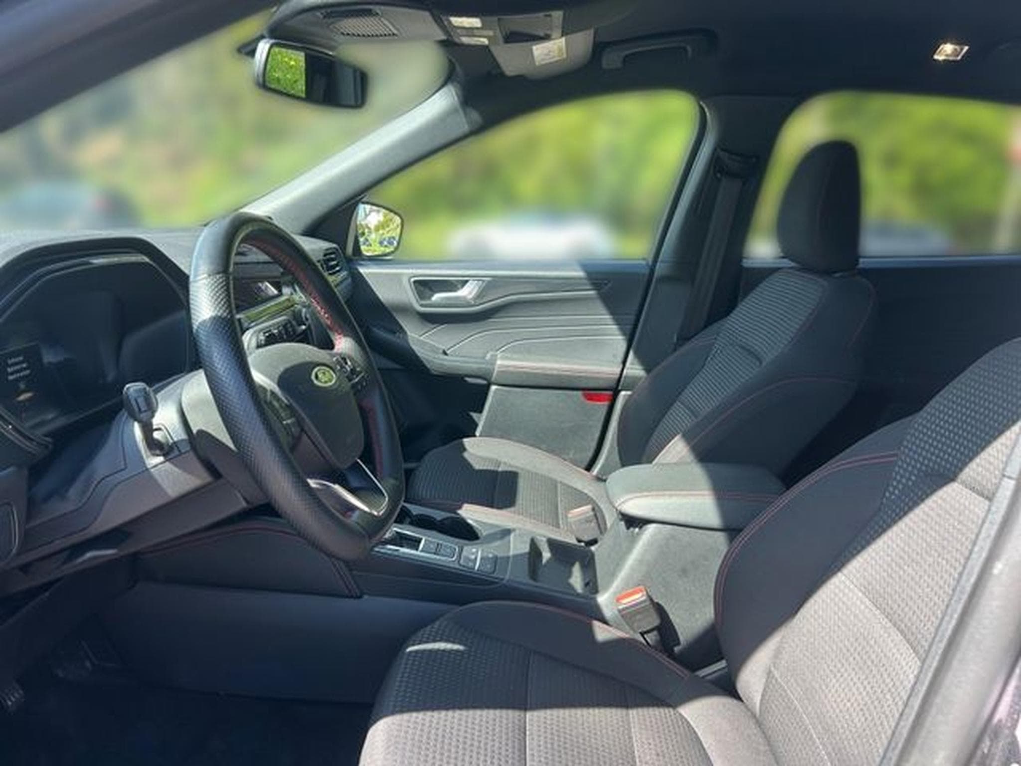 Ford Kuga Kuga Plug-In Hybrid ST-Line (2022) - Photo 5