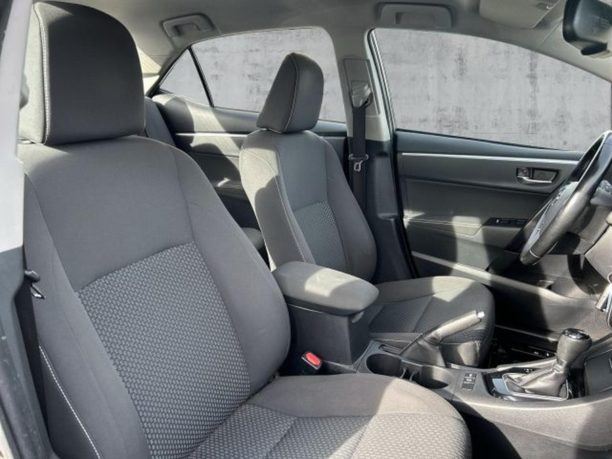Toyota Corolla Corolla 1.6 Automatik RFK Bluetooth KLIMA Spurh. (2017) - Photo 13