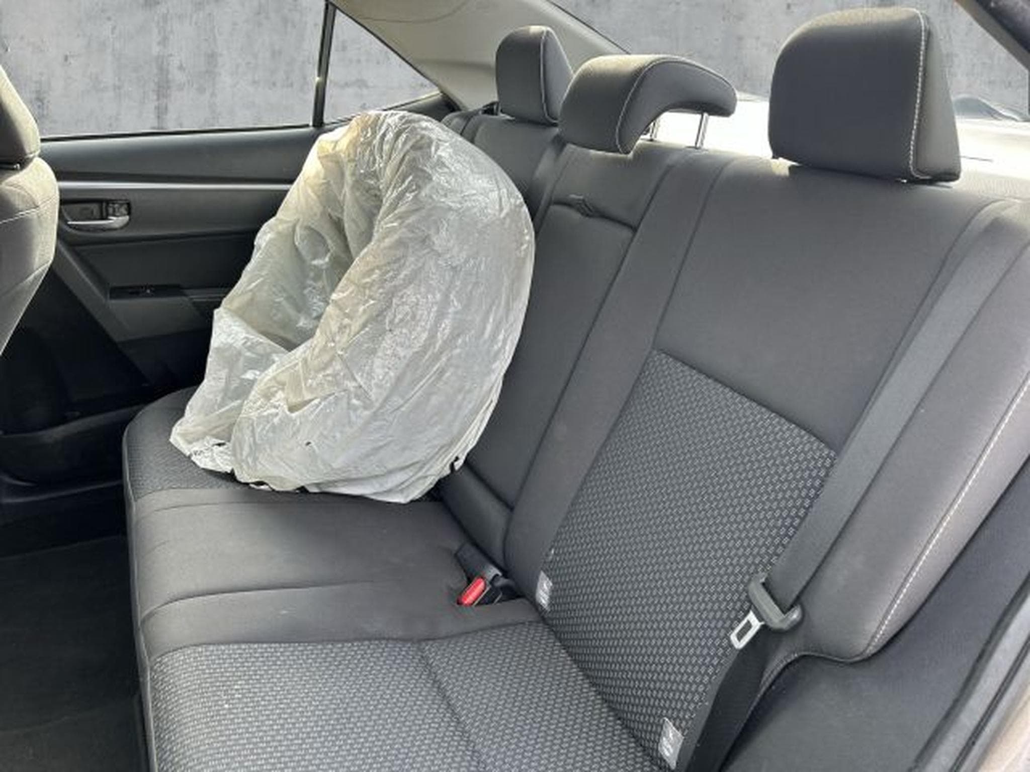 Toyota Corolla Corolla 1.6 Automatik RFK Bluetooth KLIMA Spurh. (2017) - Photo 12