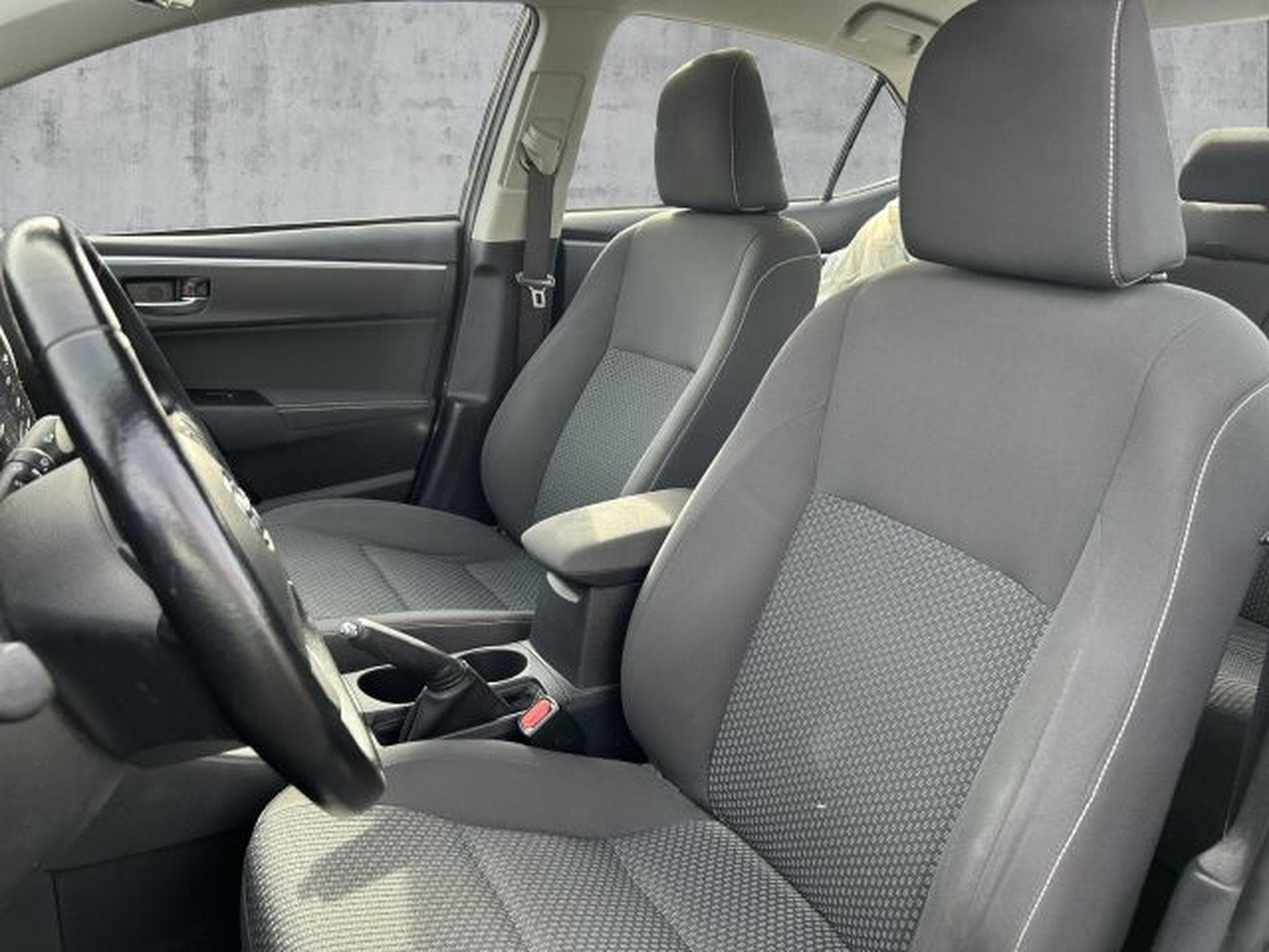 Toyota Corolla Corolla 1.6 Automatik RFK Bluetooth KLIMA Spurh. (2017) - Photo 11