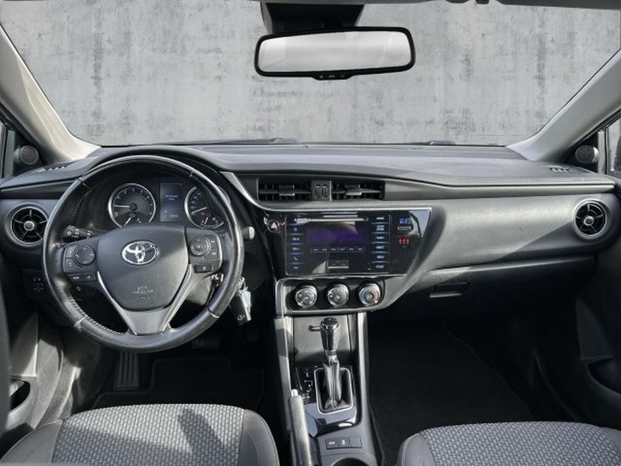 Toyota Corolla Corolla 1.6 Automatik RFK Bluetooth KLIMA Spurh. (2017) - Photo 14