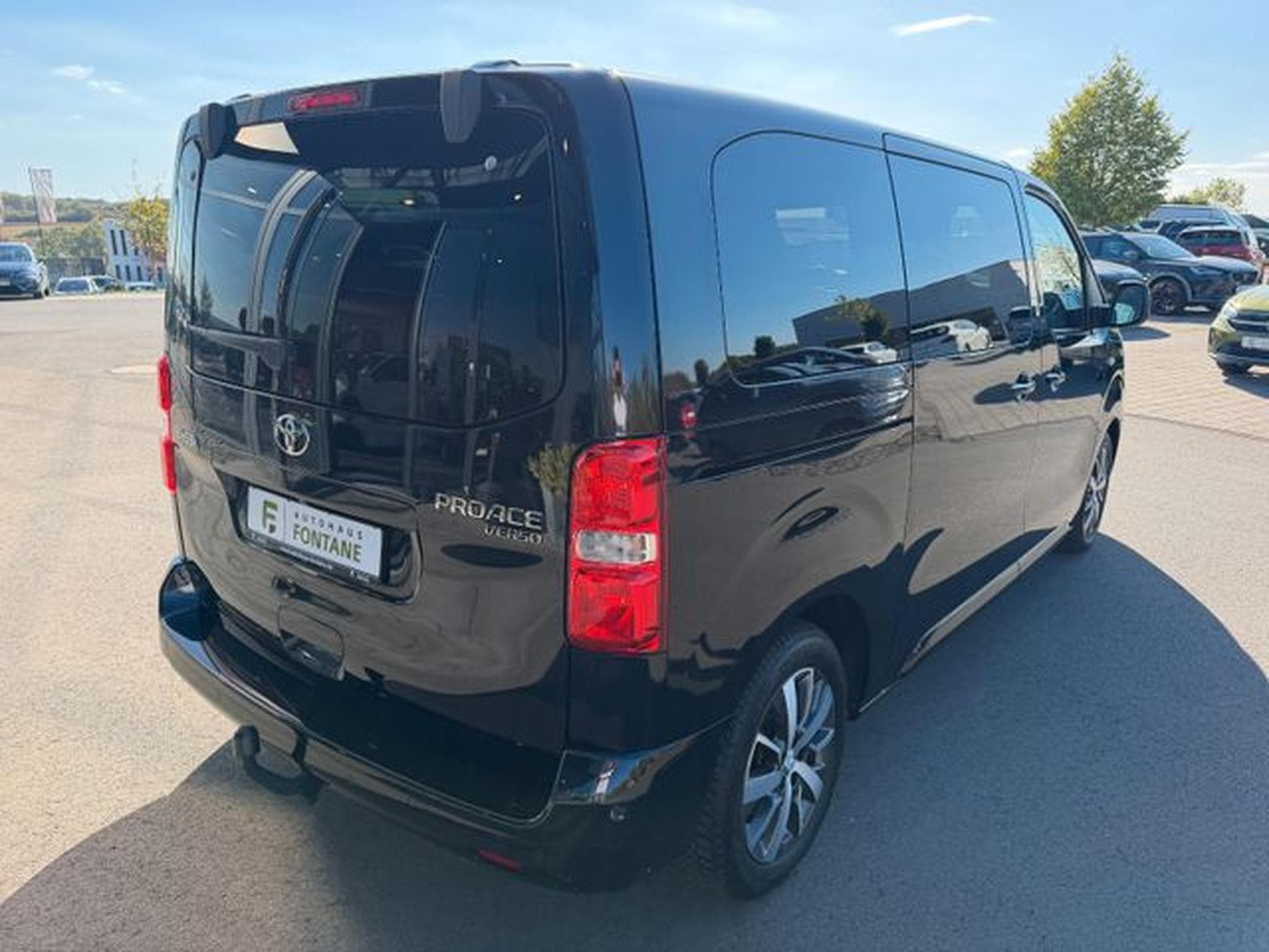Toyota Proace Verso Proace Verso L1 Standhz Leder .-Sitzer Pano AHK (2021) - Photo 6