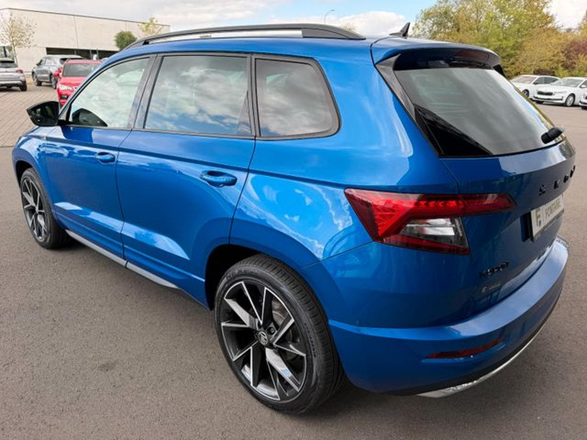 Skoda Karoq Karoq 2,0TDi Sportline 4x4 AHK Leder Canton ACC (2020) - Photo 8