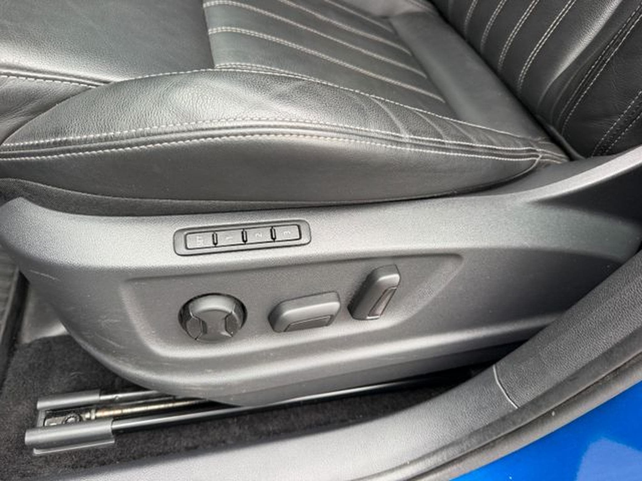 Skoda Karoq Karoq 2,0TDi Sportline 4x4 AHK Leder Canton ACC (2020) - Photo 14