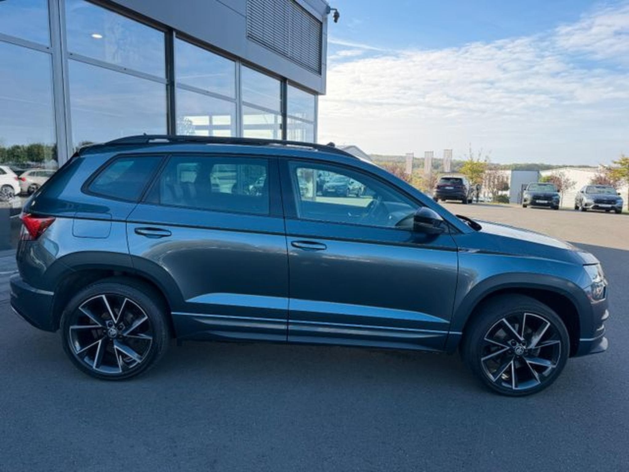 Skoda Karoq Karoq 2,0TSi Sportline 4x4 Pano Teilleder 19"Can (2021) - Photo 5