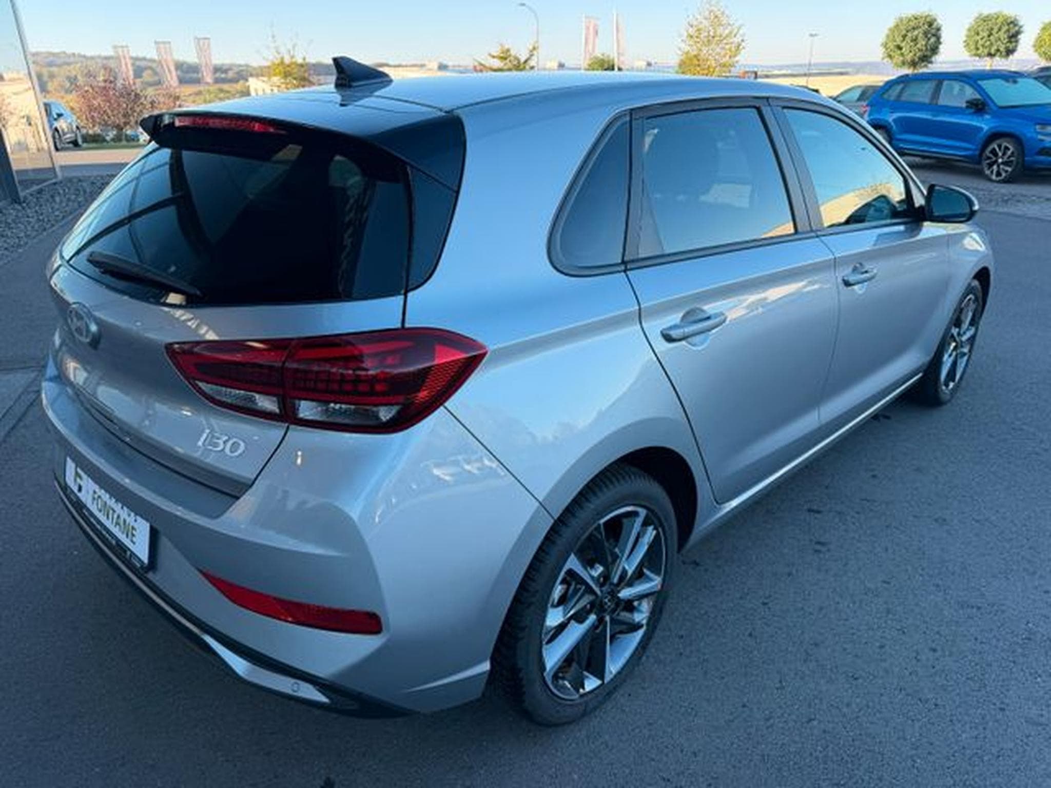 Hyundai i30 i30 Automatik Advantage Navi Kamera Sitzhz Lenkr (2024) - Photo 6