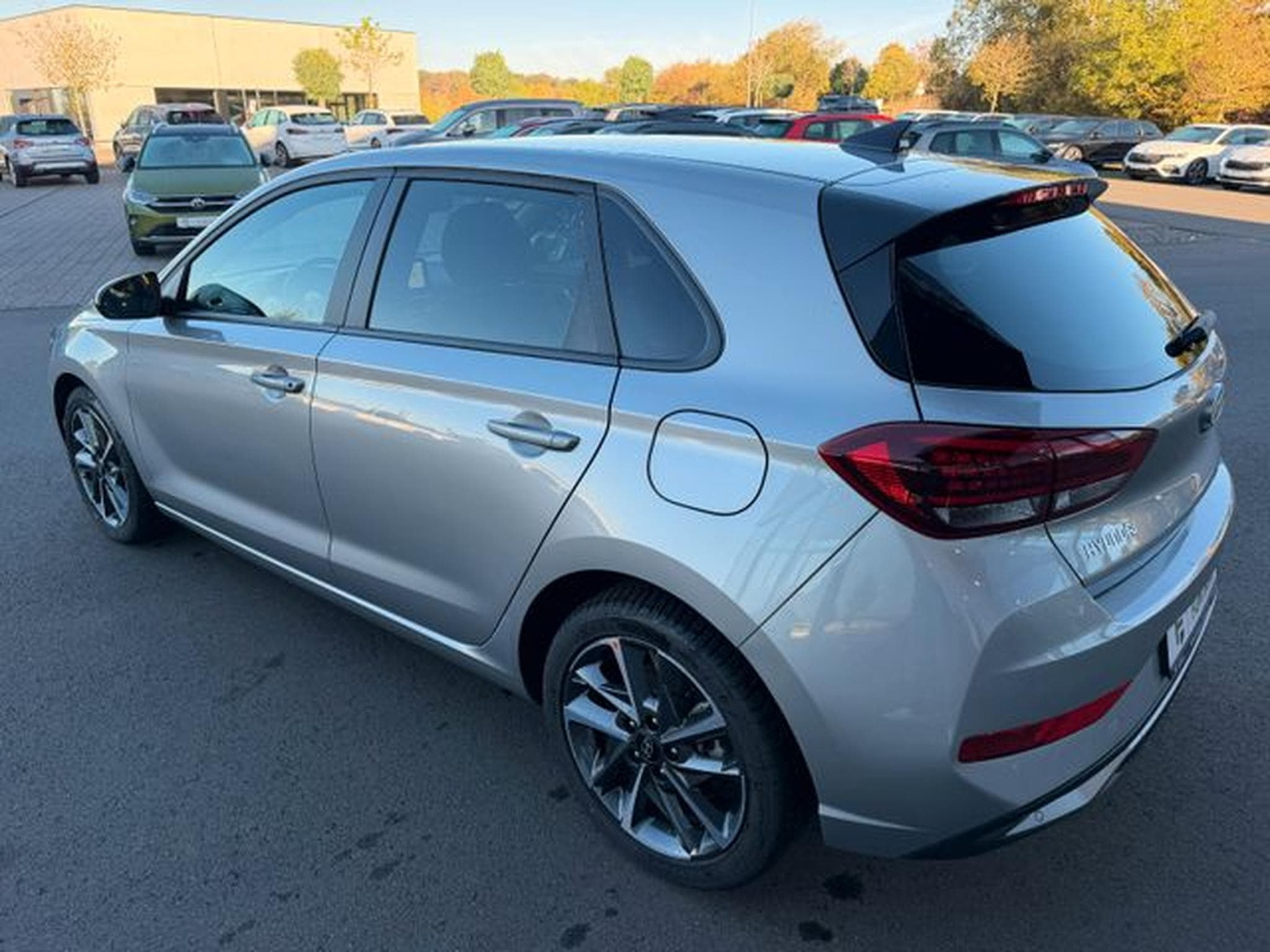 Hyundai i30 i30 Automatik Advantage Navi Kamera Sitzhz Lenkr (2024) - Photo 8
