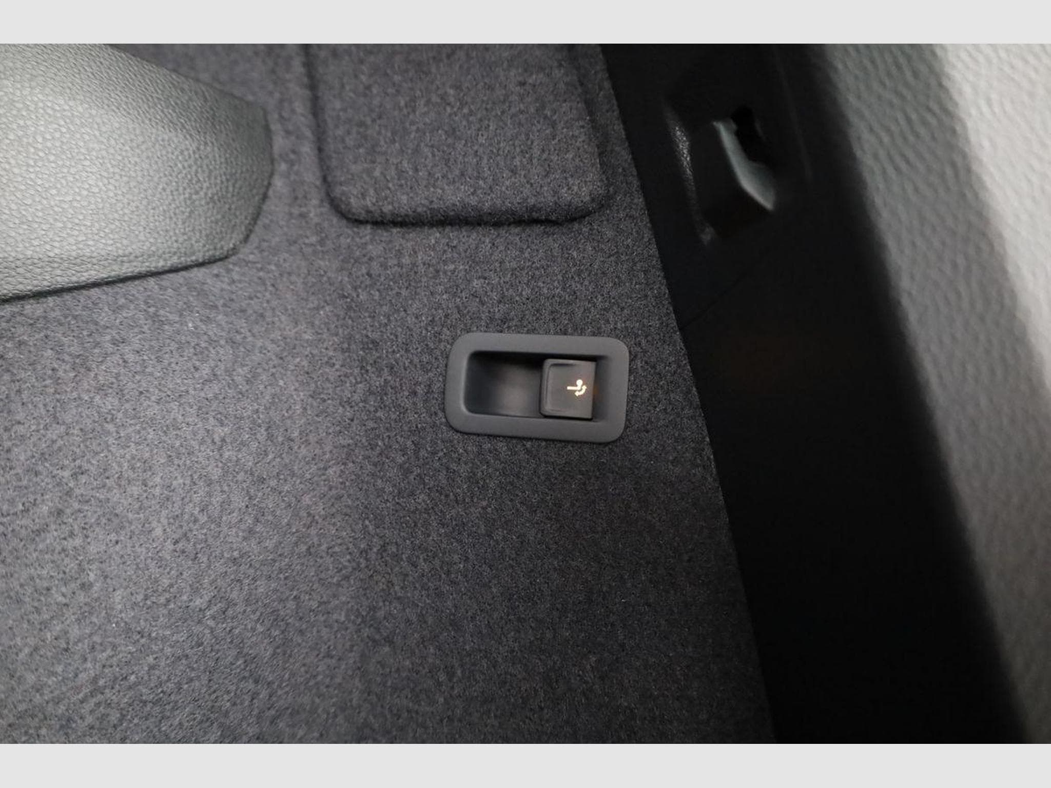Skoda Karoq Sportline (2026) - Foto 14