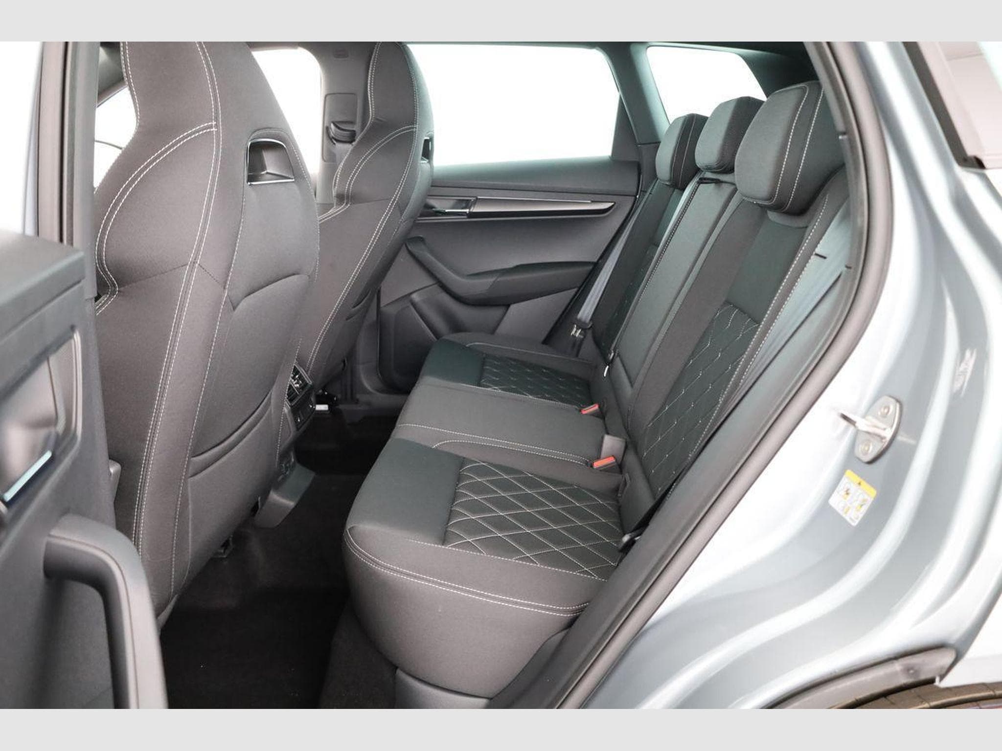 Skoda Karoq Sportline (2026) - Foto 12