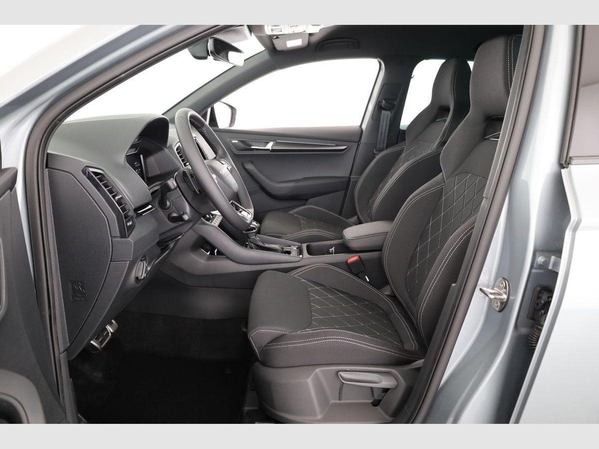 Skoda Karoq Sportline (2026) - Foto 11