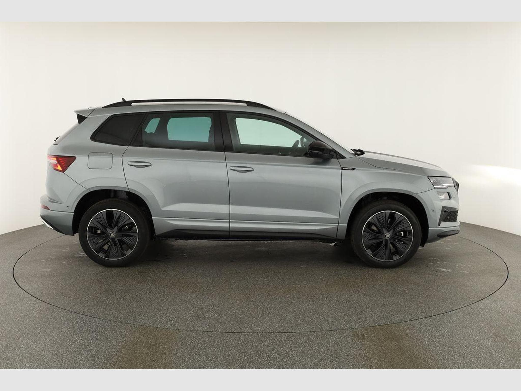 Skoda Karoq Sportline (2026) - Foto 24