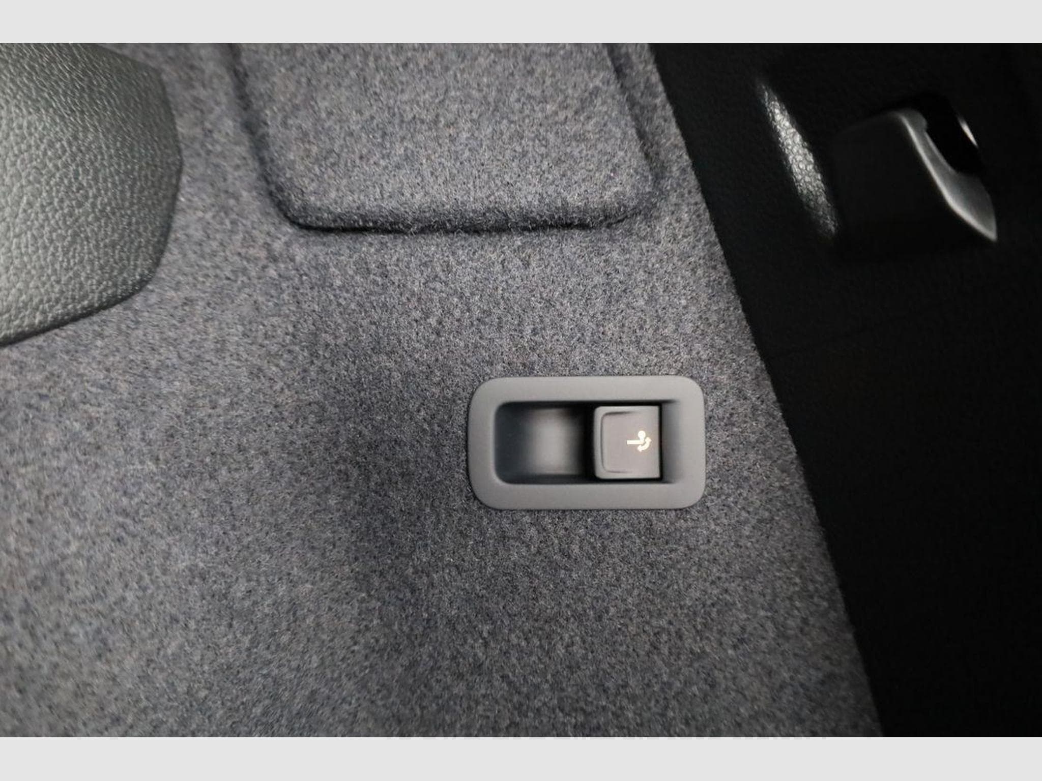 Skoda Karoq Sportline (2026) - Foto 15