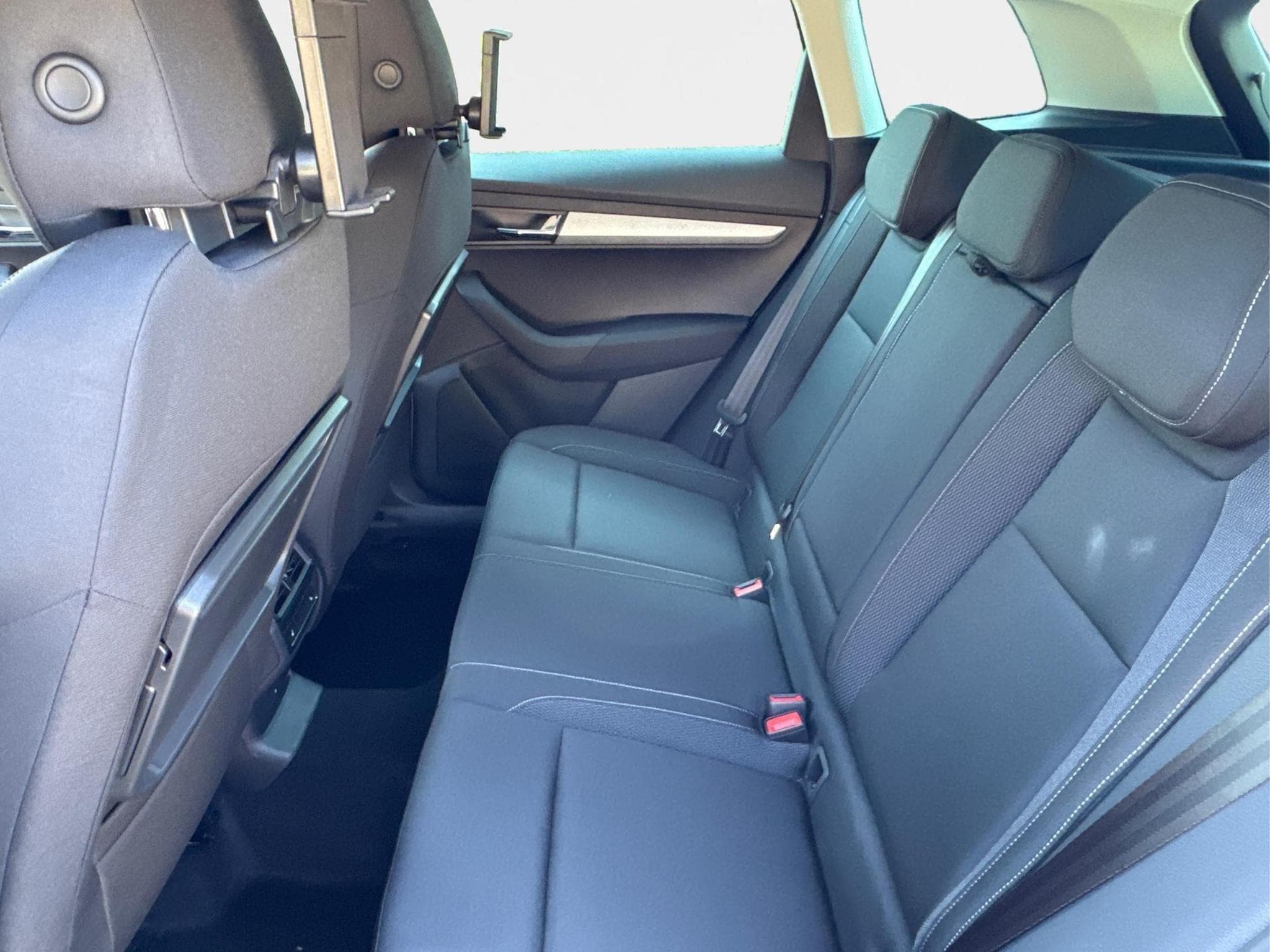 Skoda Karoq Selection (2026) - Foto 17